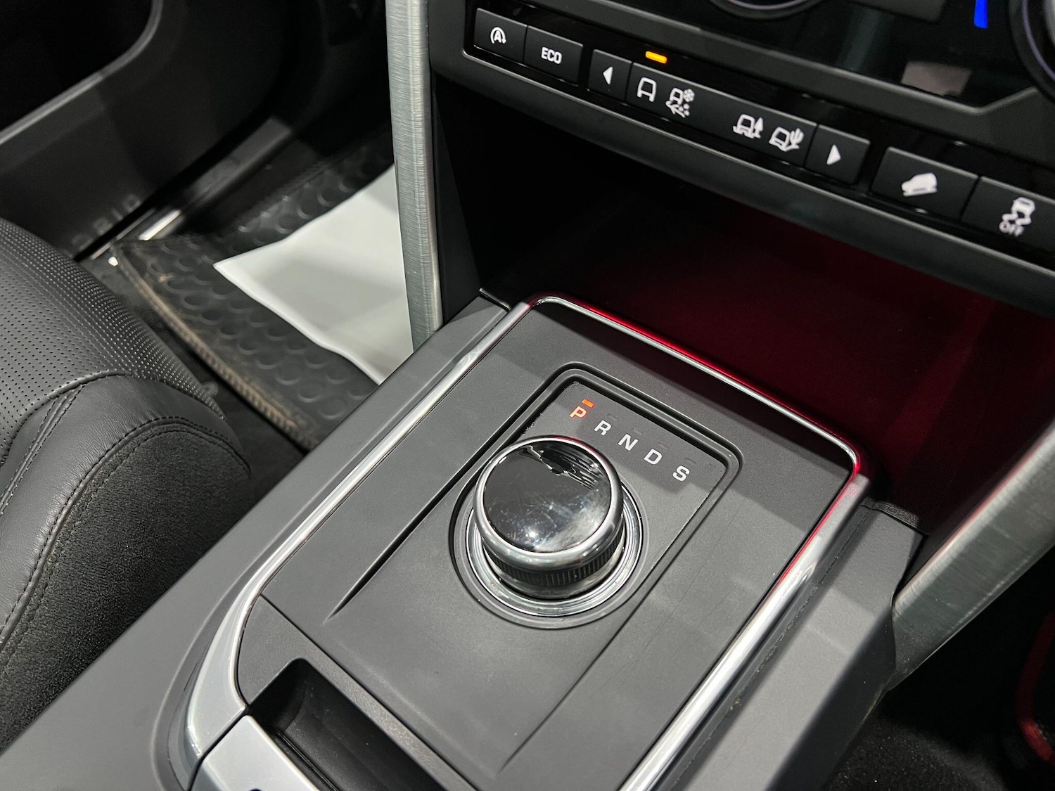 Used Land Rover Discovery Sport 2017 for sale - 76607217: Photo 33