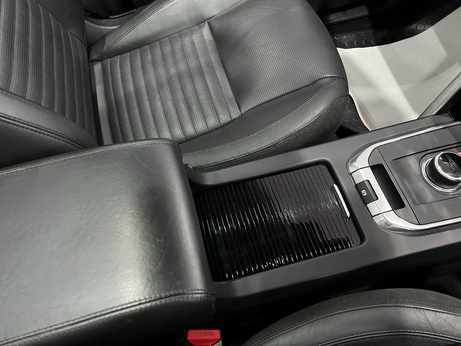 Used Land Rover Discovery Sport 2017 for sale - 76607217: Photo 34