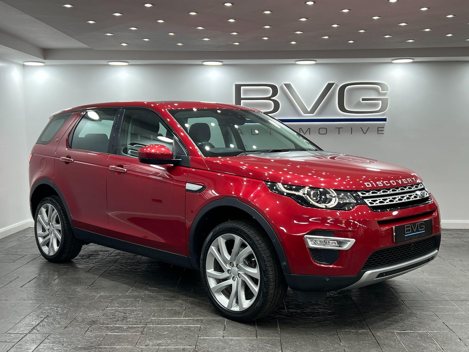 Used Land Rover Discovery Sport 2017 for sale - 76607217: Photo 4
