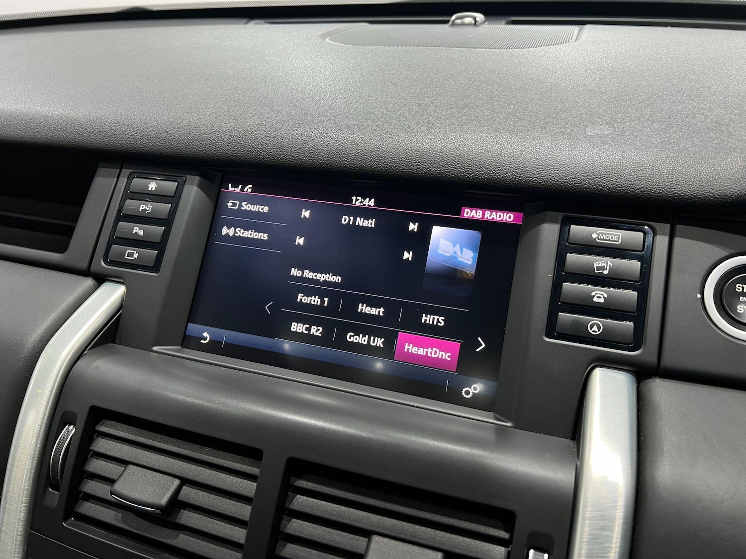 Used Land Rover Discovery Sport 2017 for sale - 76607217: Photo 42