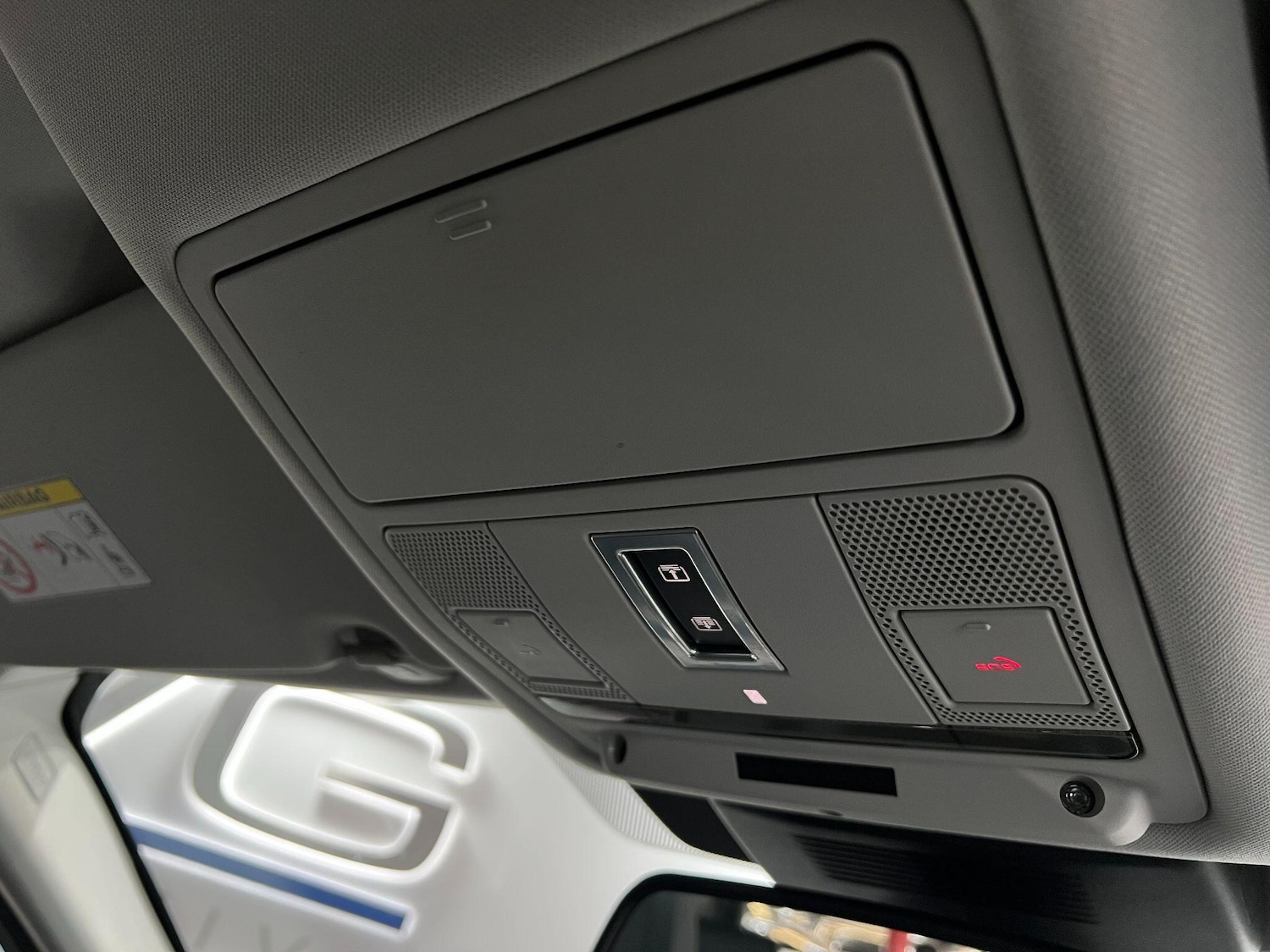 Used Land Rover Discovery Sport 2017 for sale - 76607217: Photo 46