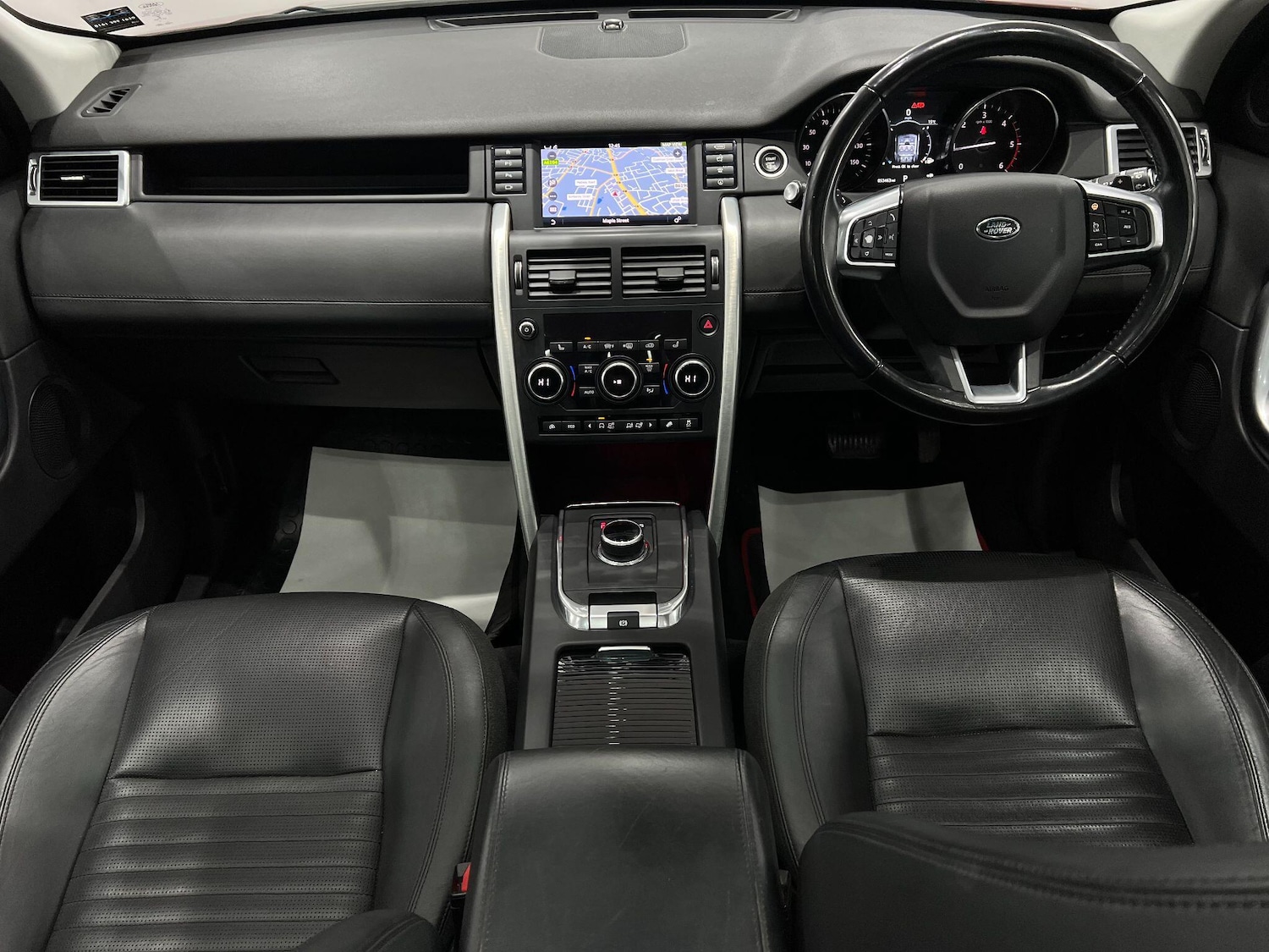 Used Land Rover Discovery Sport 2017 for sale - 76607217: Photo 49