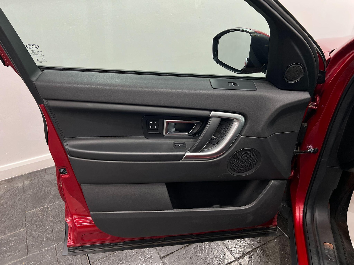 Used Land Rover Discovery Sport 2017 for sale - 76607217: Photo 53