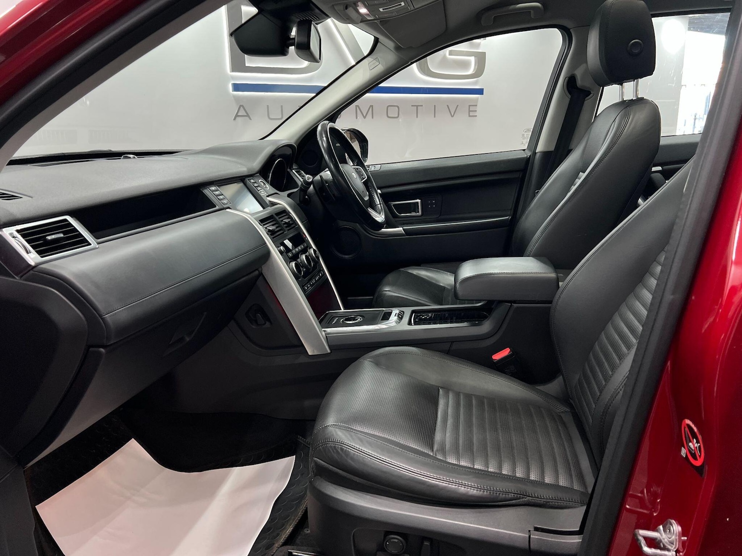 Used Land Rover Discovery Sport 2017 for sale - 76607217: Photo 55