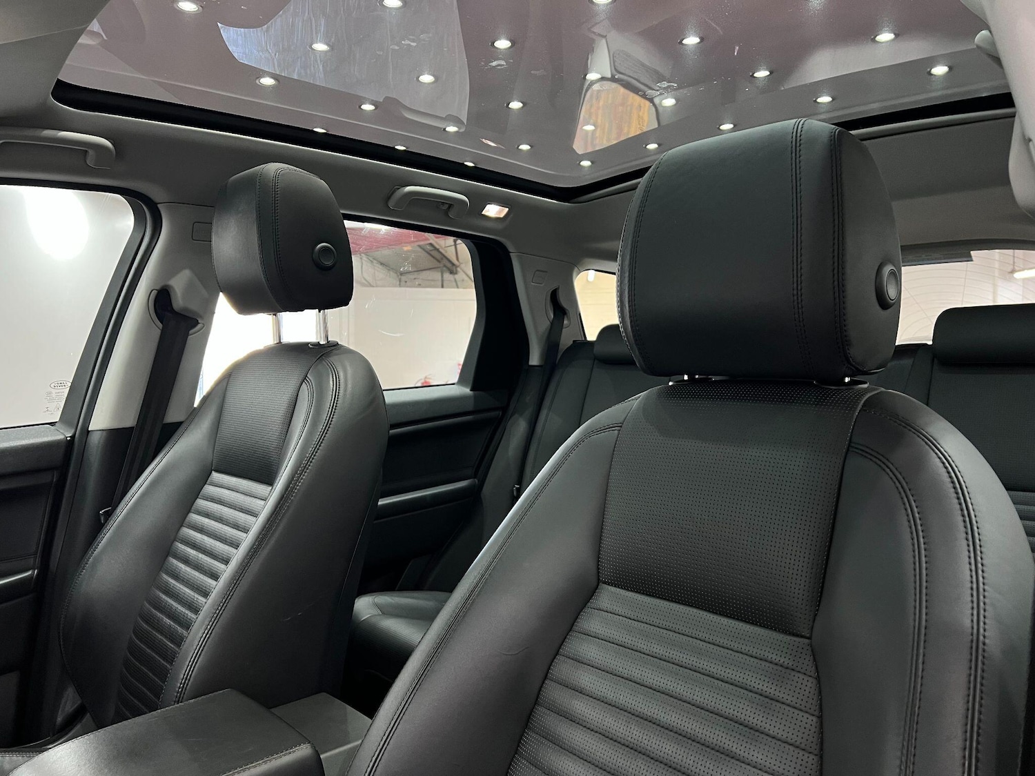 Used Land Rover Discovery Sport 2017 for sale - 76607217: Photo 56