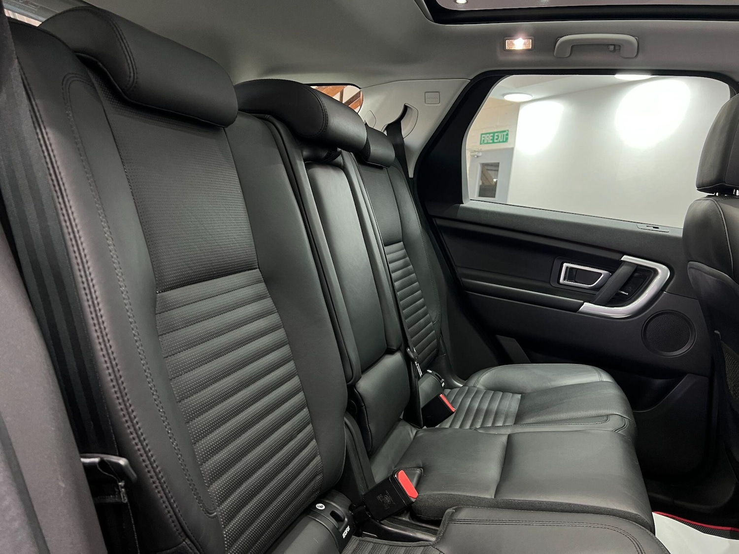 Used Land Rover Discovery Sport 2017 for sale - 76607217: Photo 64