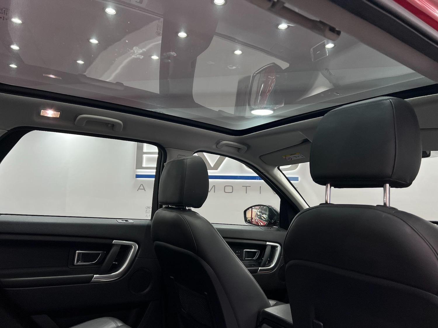 Used Land Rover Discovery Sport 2017 for sale - 76607217: Photo 65