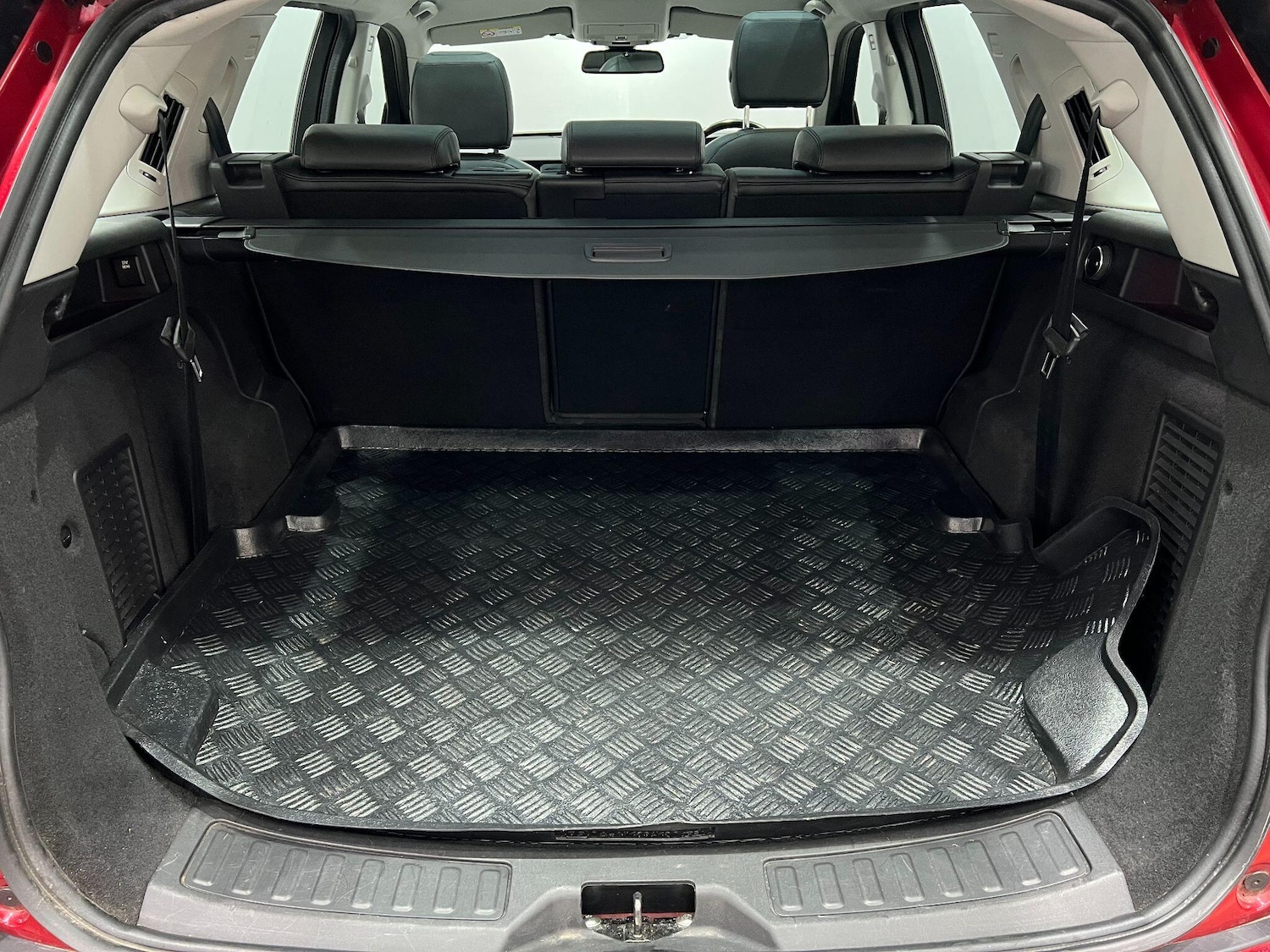 Used Land Rover Discovery Sport 2017 for sale - 76607217: Photo 69