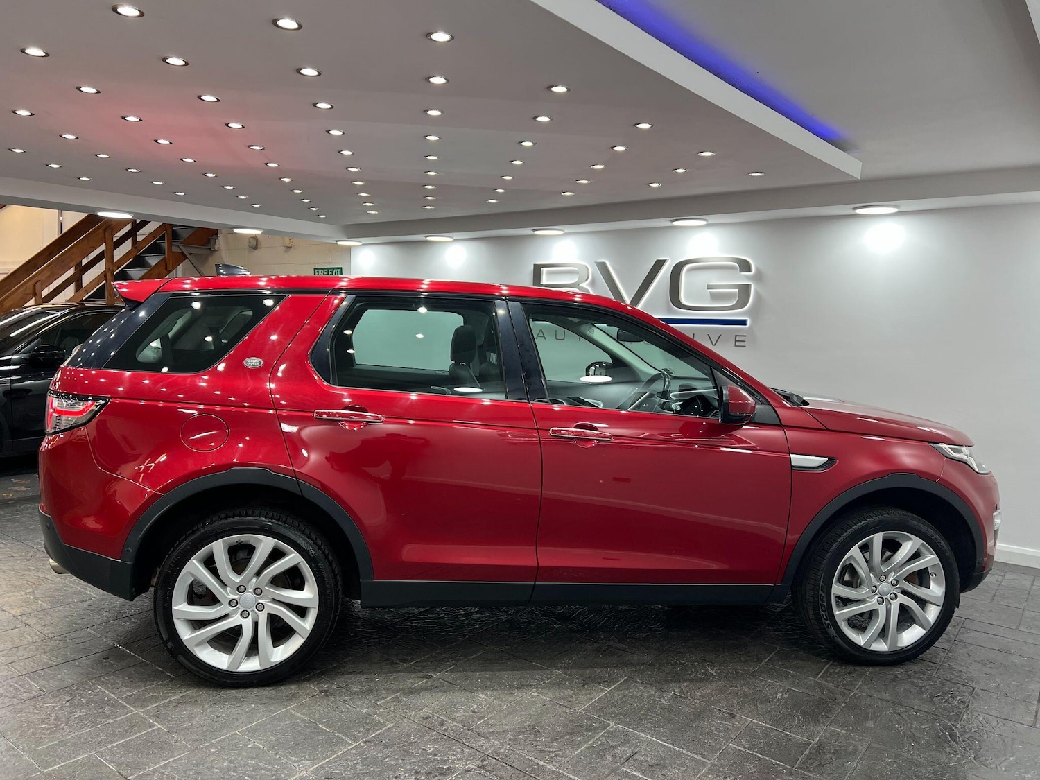 Used Land Rover Discovery Sport 2017 for sale - 76607217: Photo 8