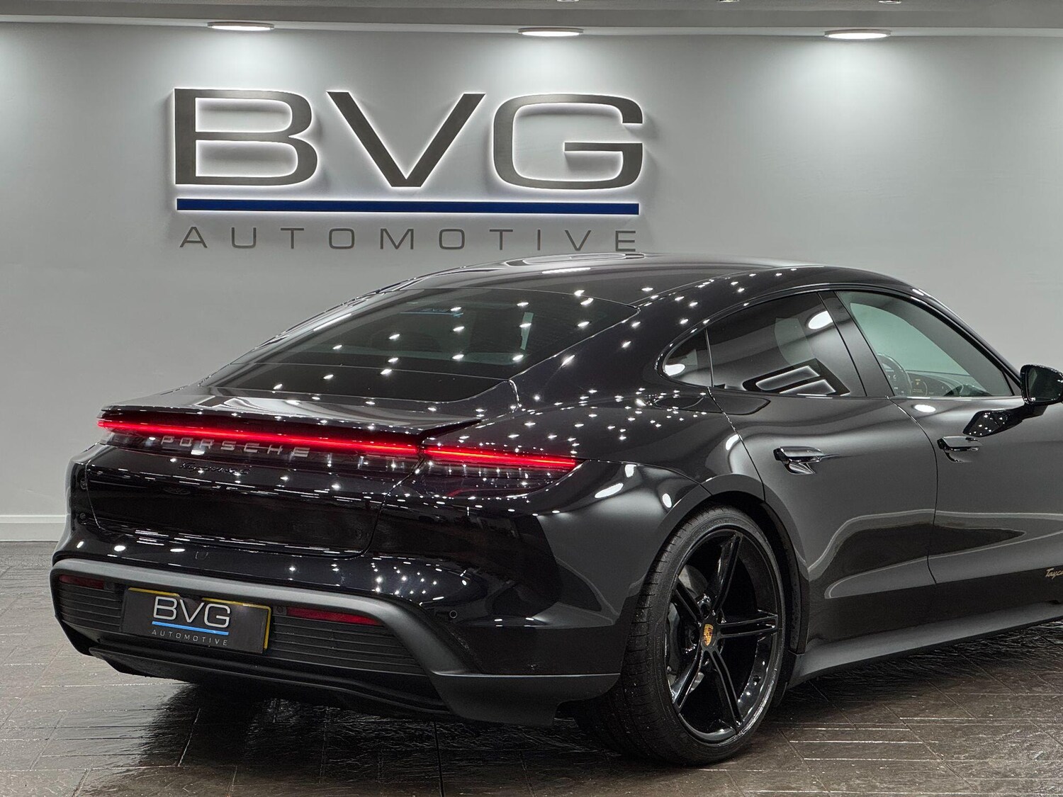 Used Porsche Taycan 2020 for sale - 76633039: Photo 21