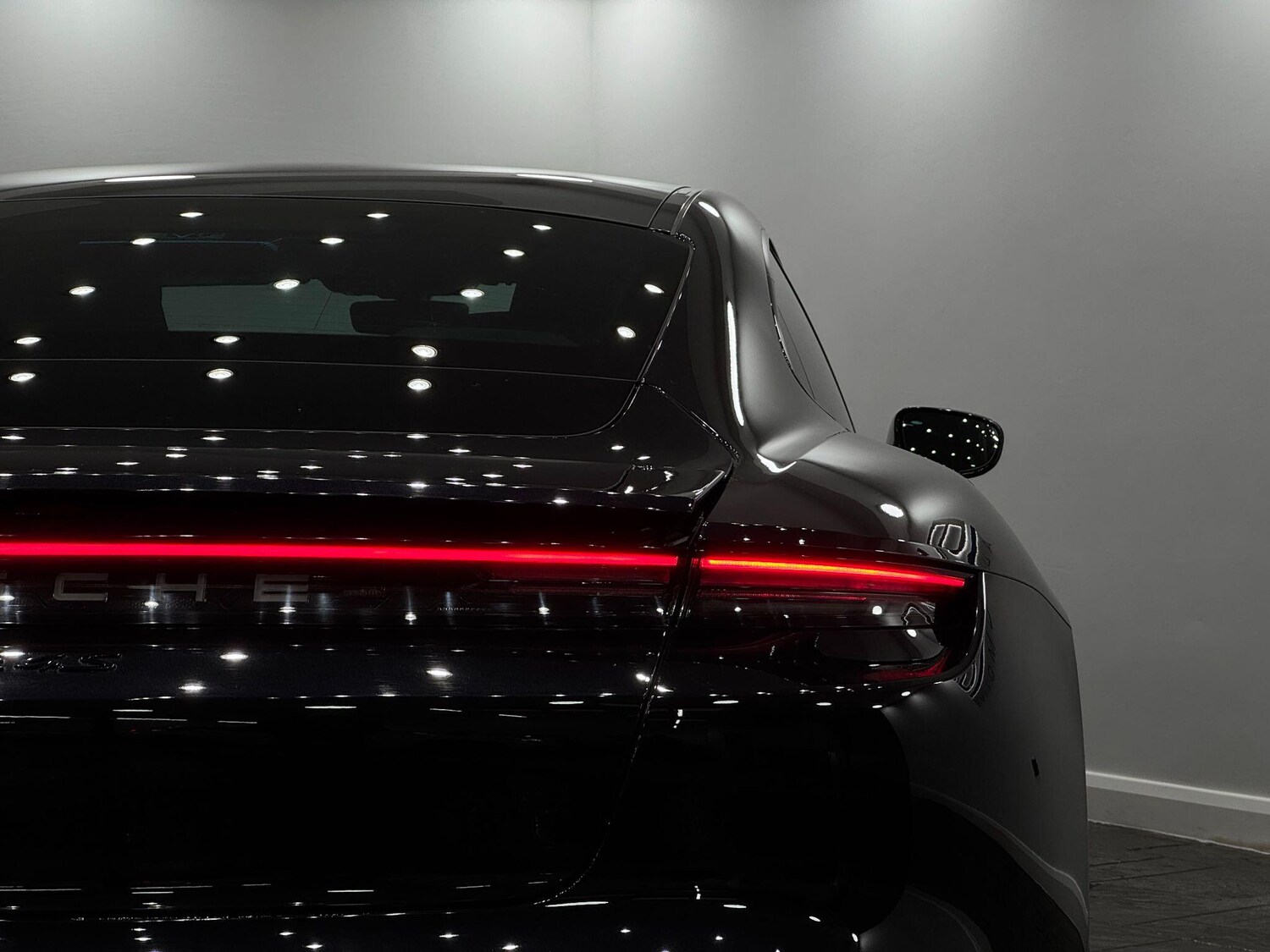 Used Porsche Taycan 2020 for sale - 76633039: Photo 22