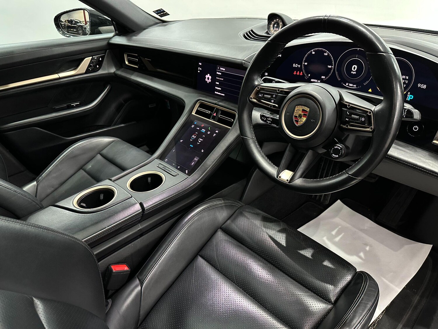 Used Porsche Taycan 2020 for sale - 76633039: Photo 35