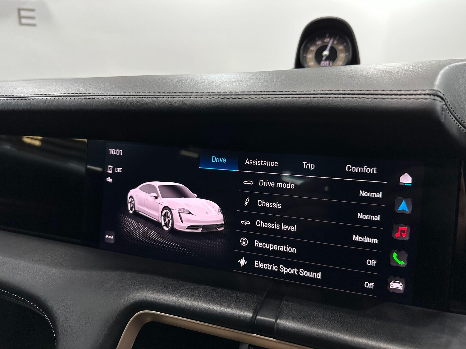 Used Porsche Taycan 2020 for sale - 76633039: Photo 52