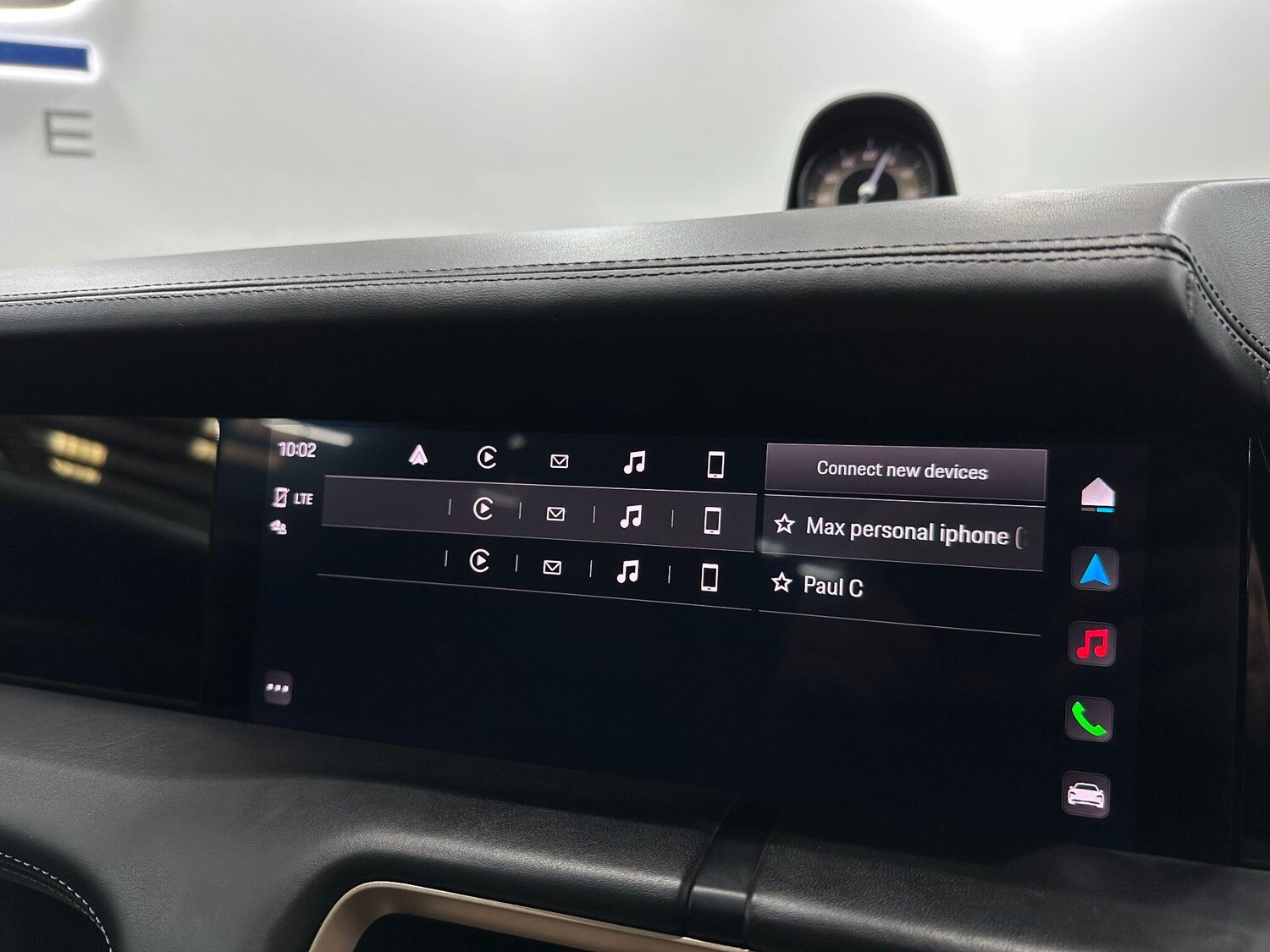 Used Porsche Taycan 2020 for sale - 76633039: Photo 61