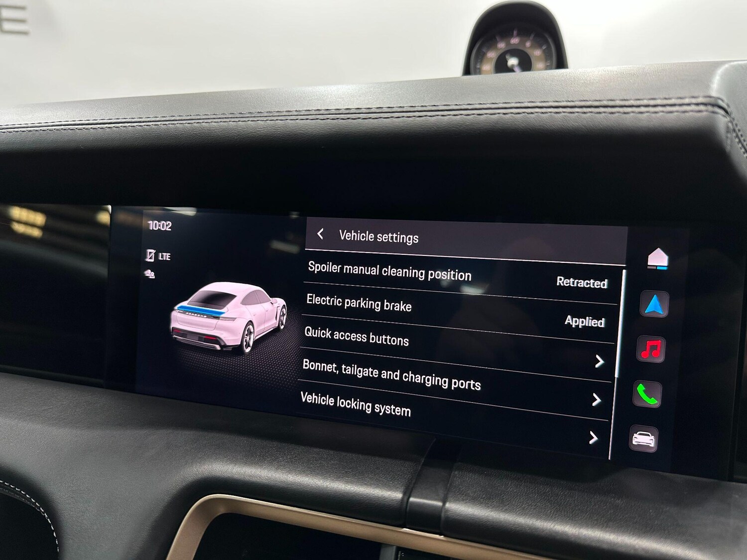 Used Porsche Taycan 2020 for sale - 76633039: Photo 65