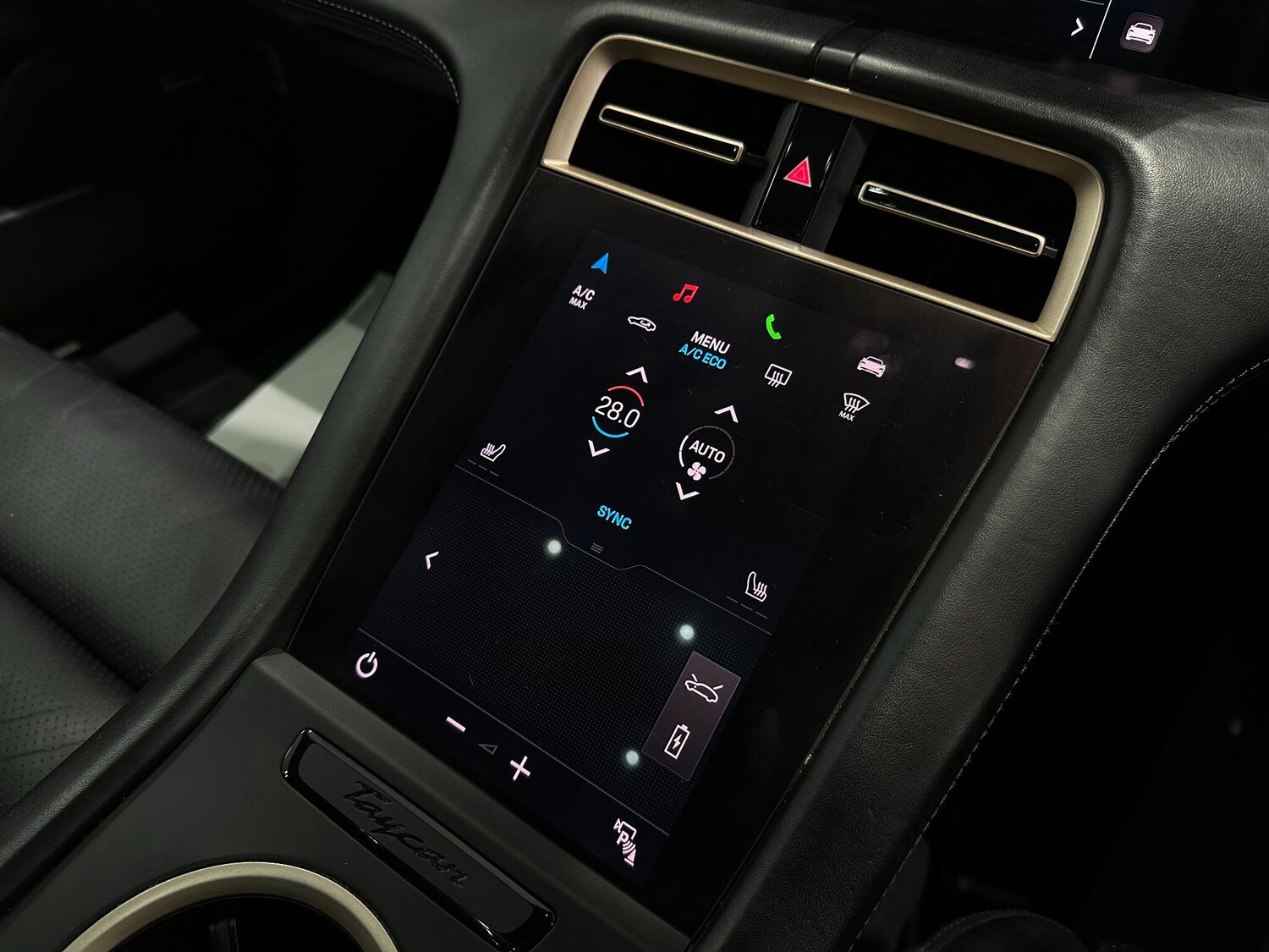 Used Porsche Taycan 2020 for sale - 76633039: Photo 68