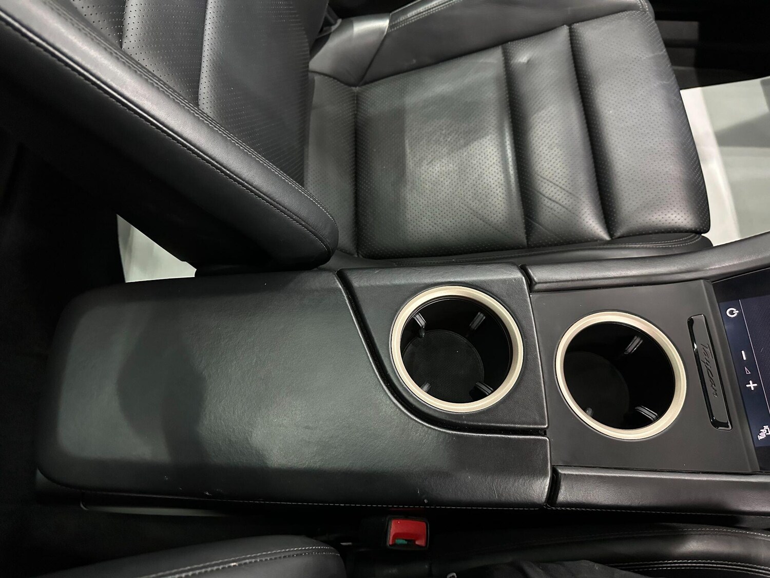 Used Porsche Taycan 2020 for sale - 76633039: Photo 69