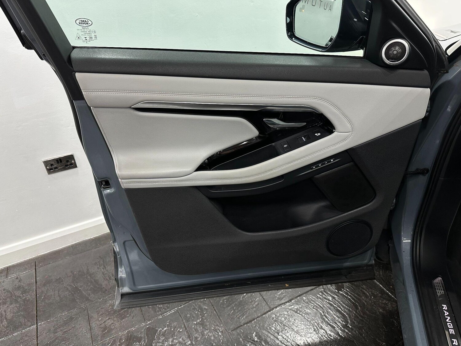 Used Land Rover Range Rover Evoque 2019 for sale - 76294957: Photo 49