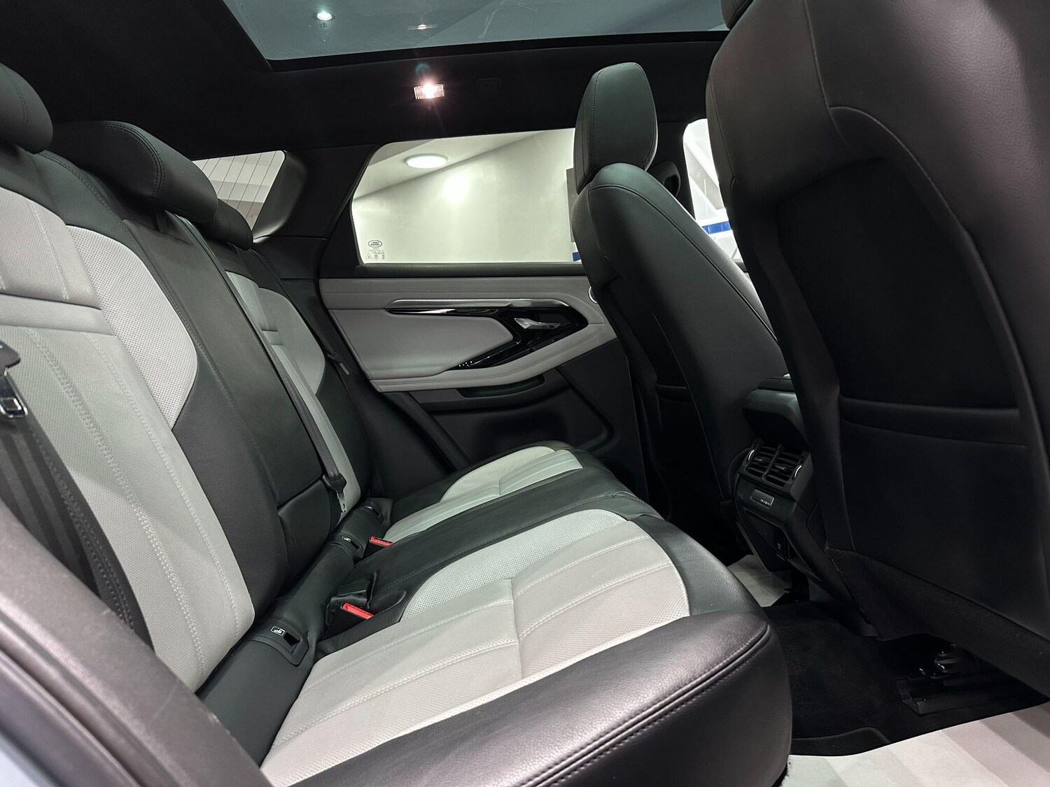 Used Land Rover Range Rover Evoque 2019 for sale - 76294957: Photo 58