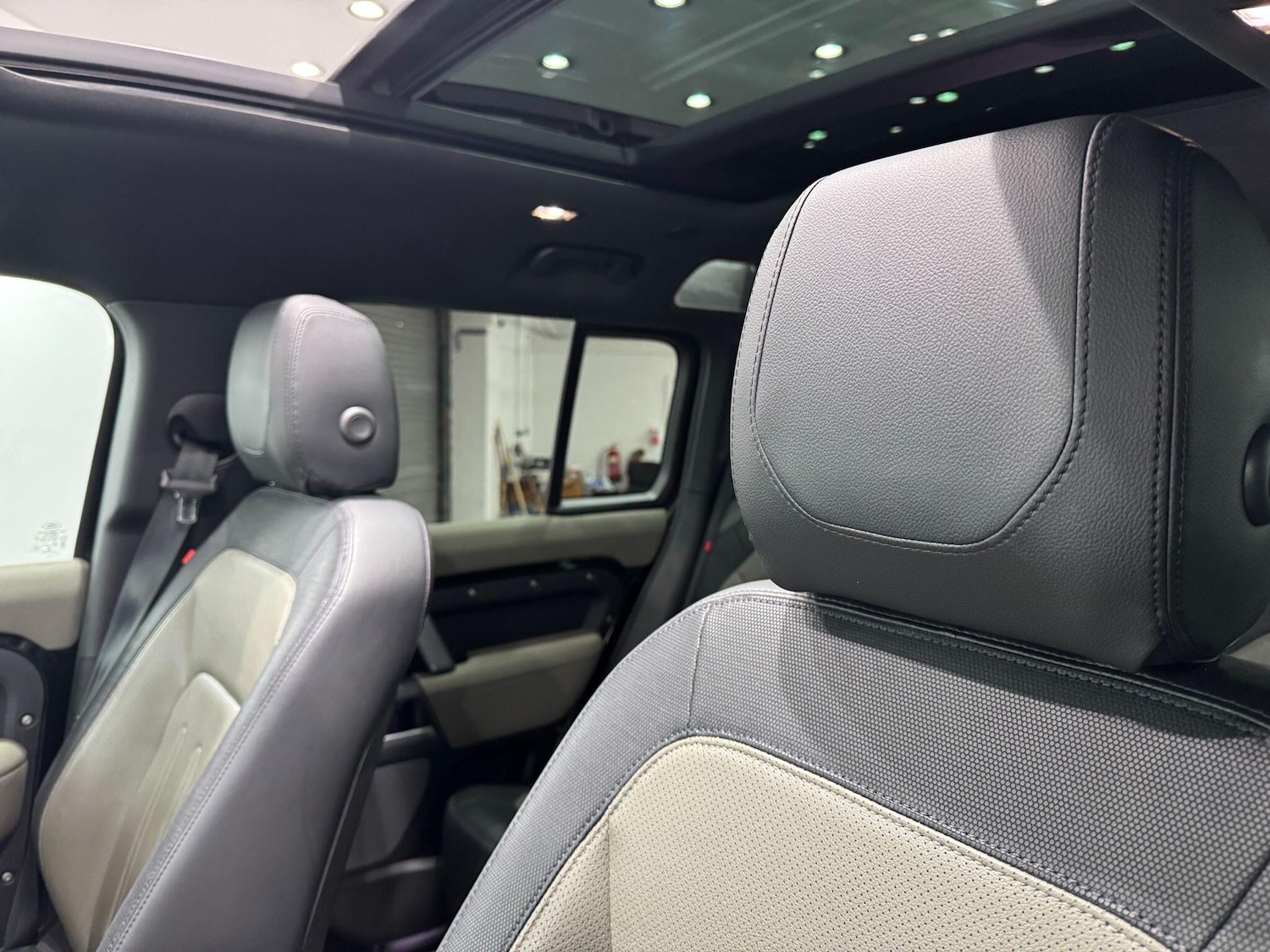 Used Land Rover Defender 110 2021 for sale - 77155392: Photo 53