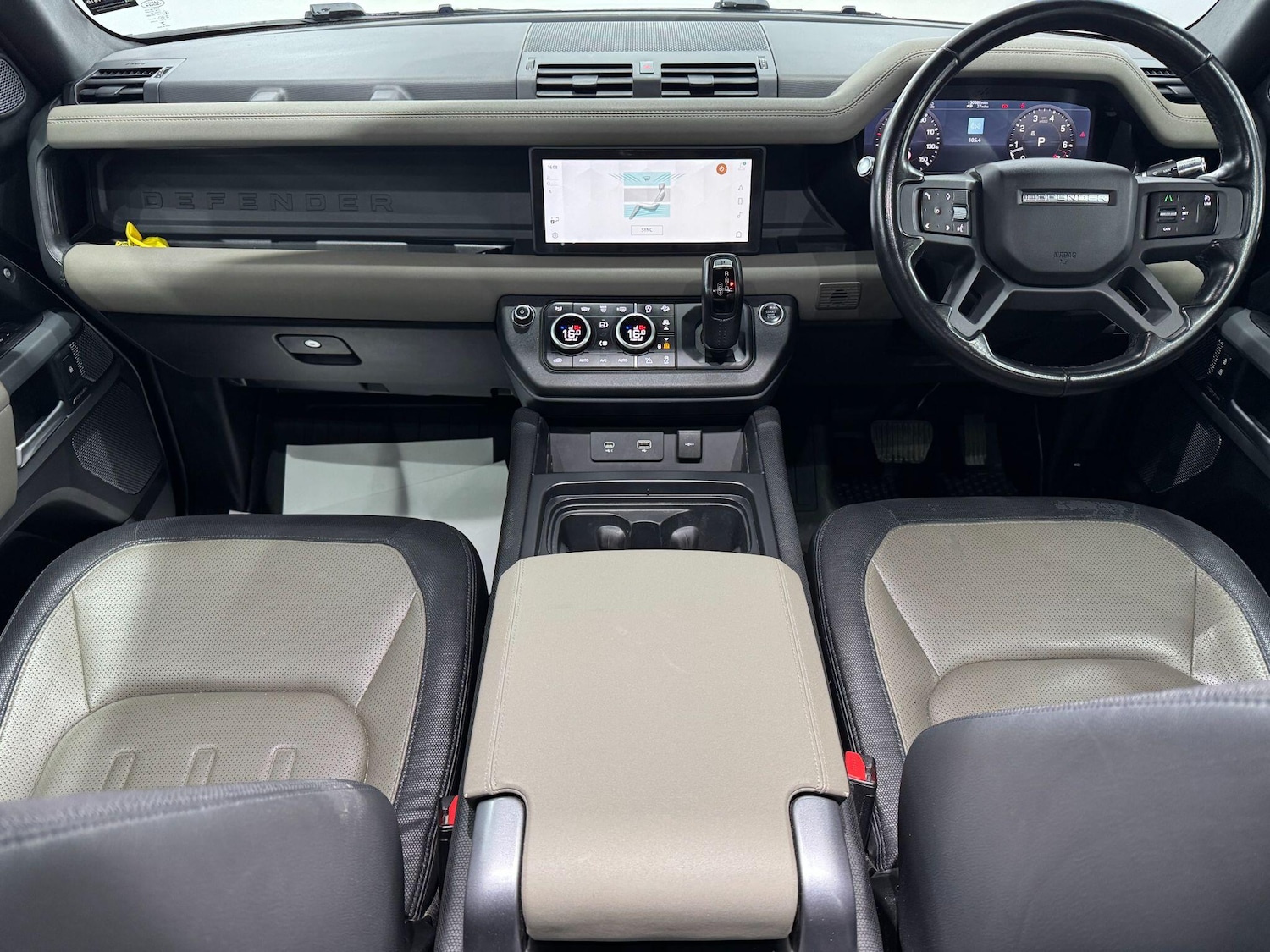 Used Land Rover Defender 110 2021 for sale - 77155392: Photo 7