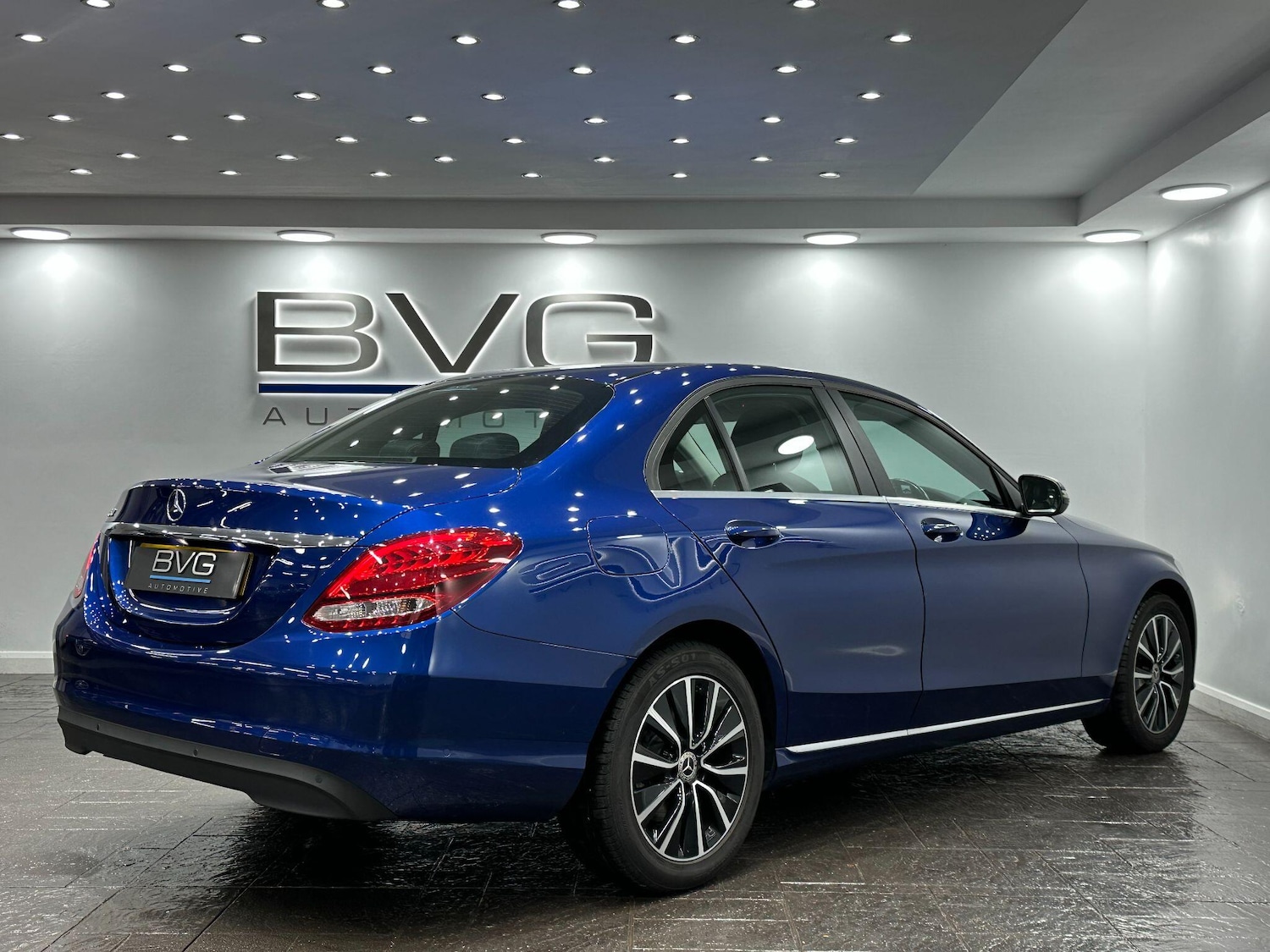 Used Mercedes-Benz C Class 2019 for sale - 76965188: Photo 10