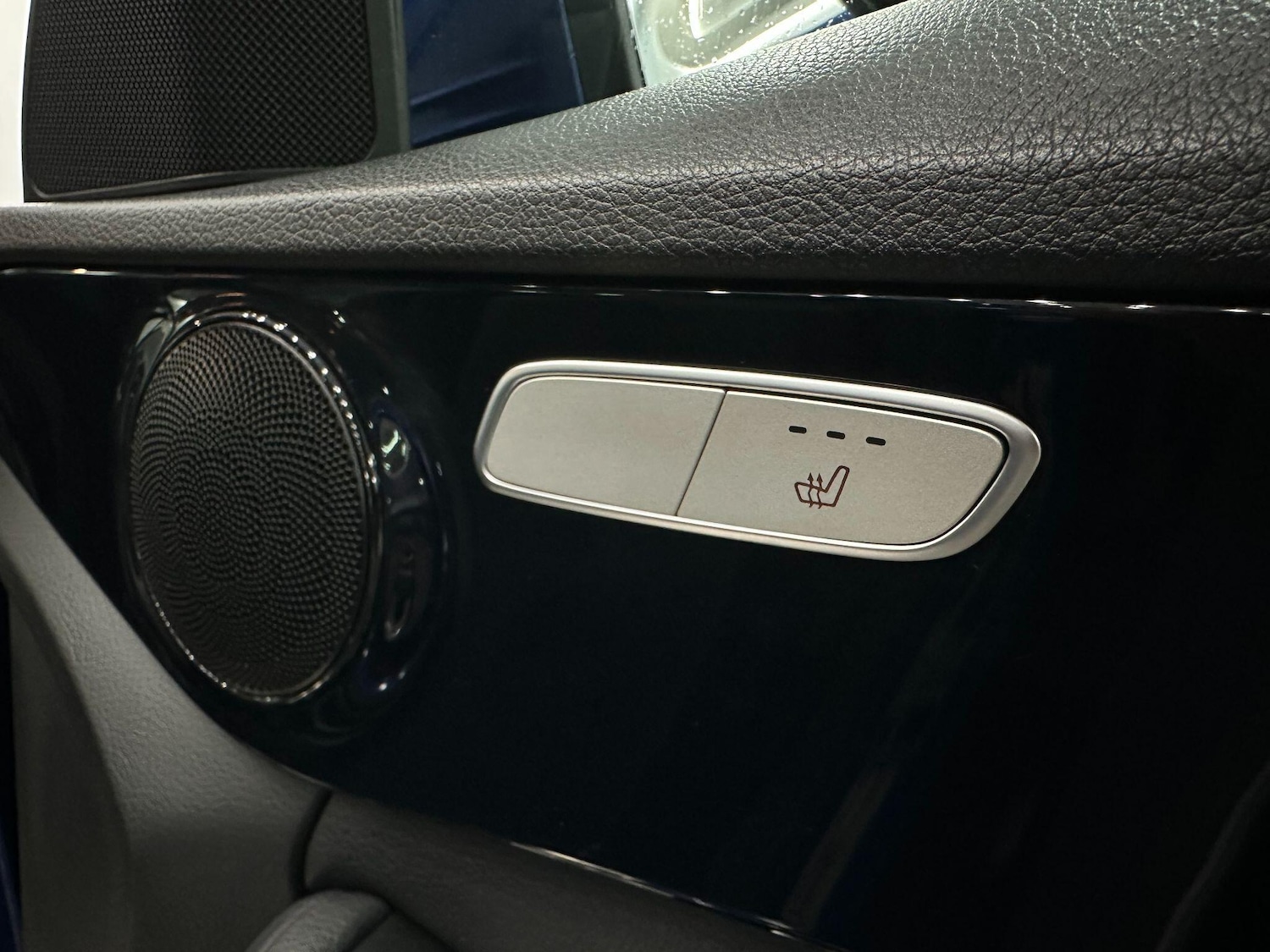 Used Mercedes-Benz C Class 2019 for sale - 76965188: Photo 29