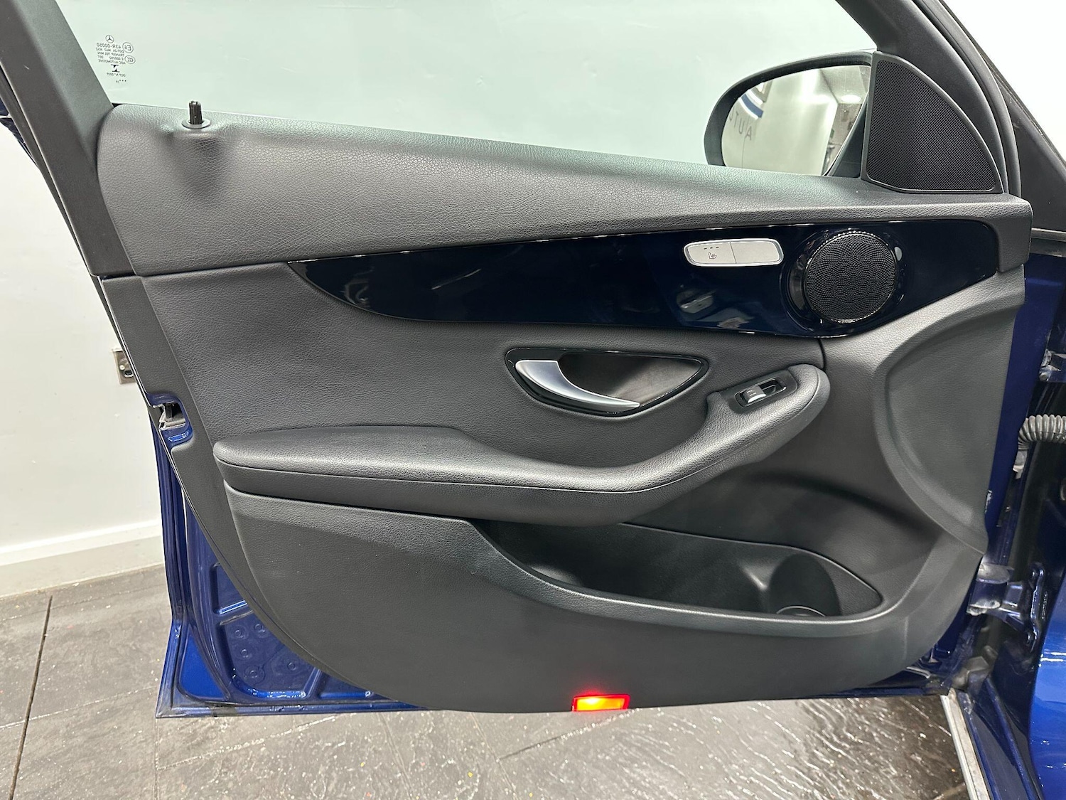 Used Mercedes-Benz C Class 2019 for sale - 76965188: Photo 52