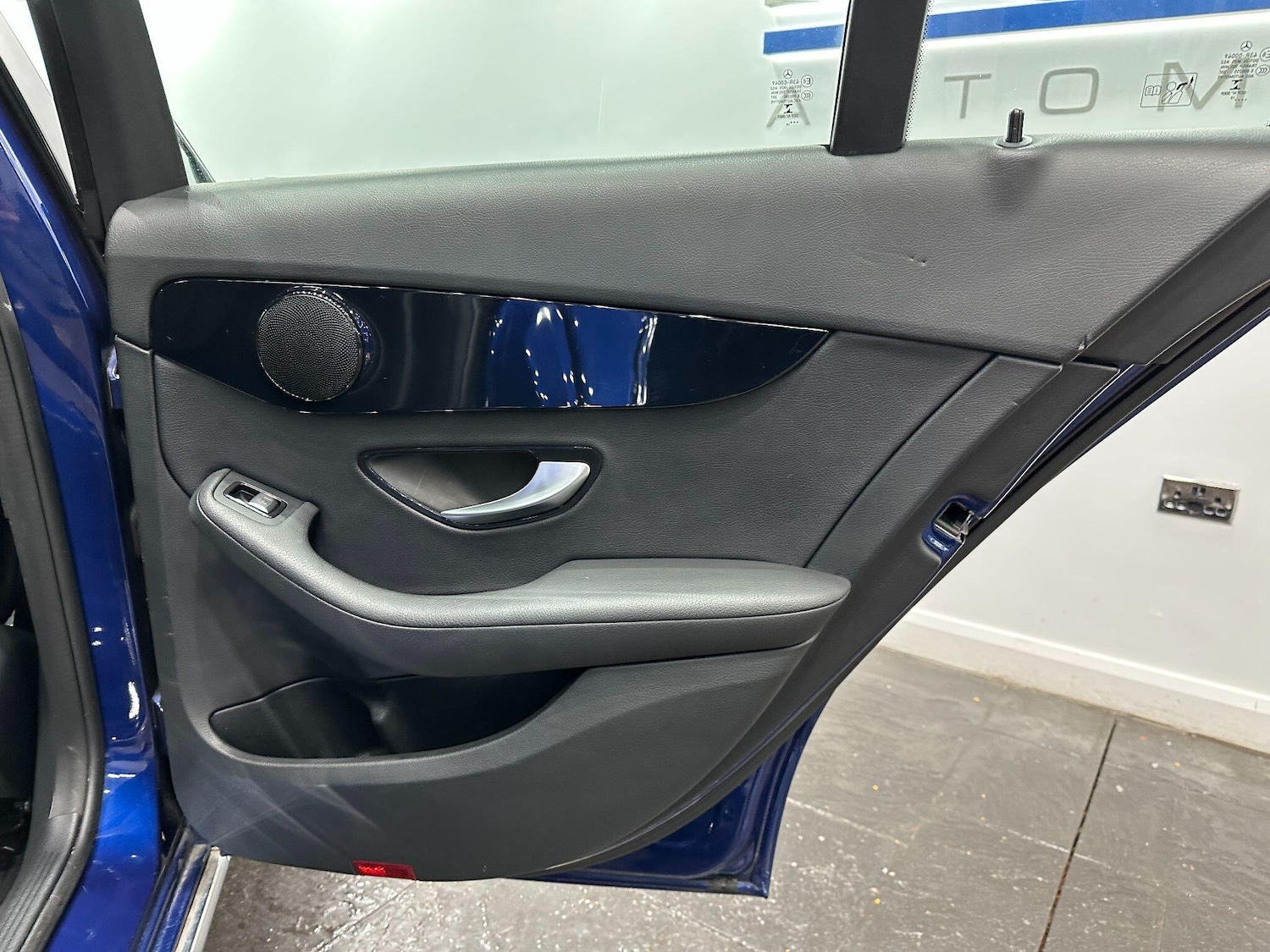 Used Mercedes-Benz C Class 2019 for sale - 76965188: Photo 59