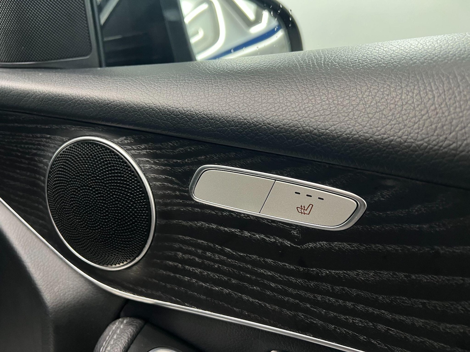 Used Mercedes-Benz GLC 2018 for sale - 76572271: Photo 33