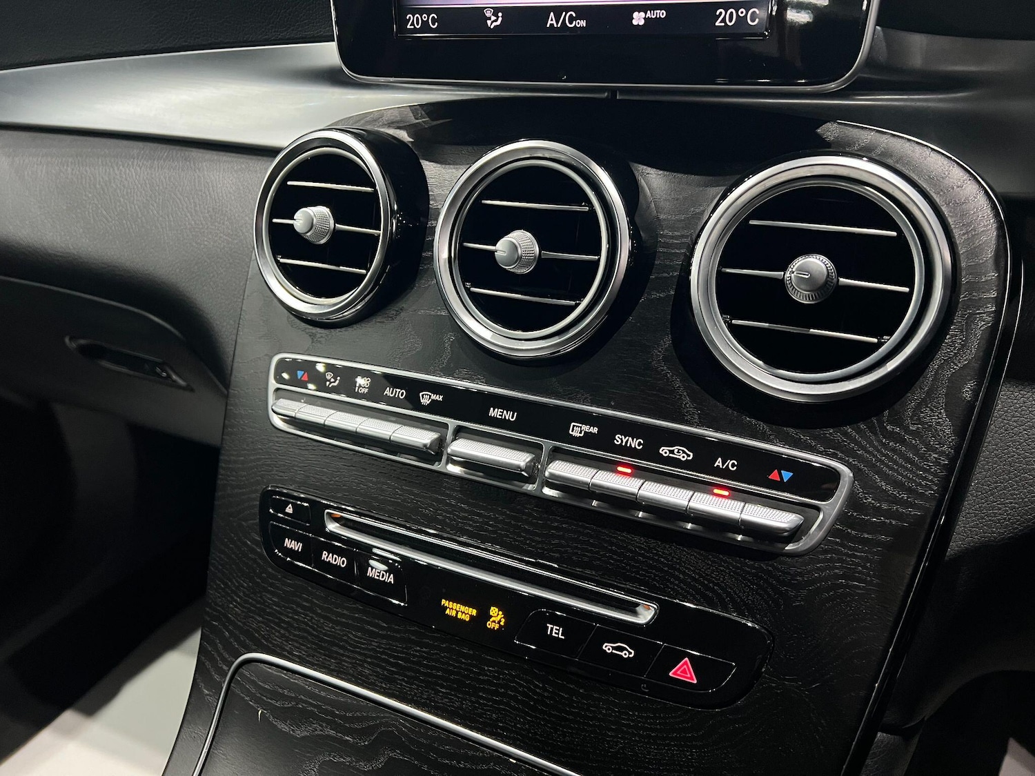 Used Mercedes-Benz GLC 2018 for sale - 76572271: Photo 39