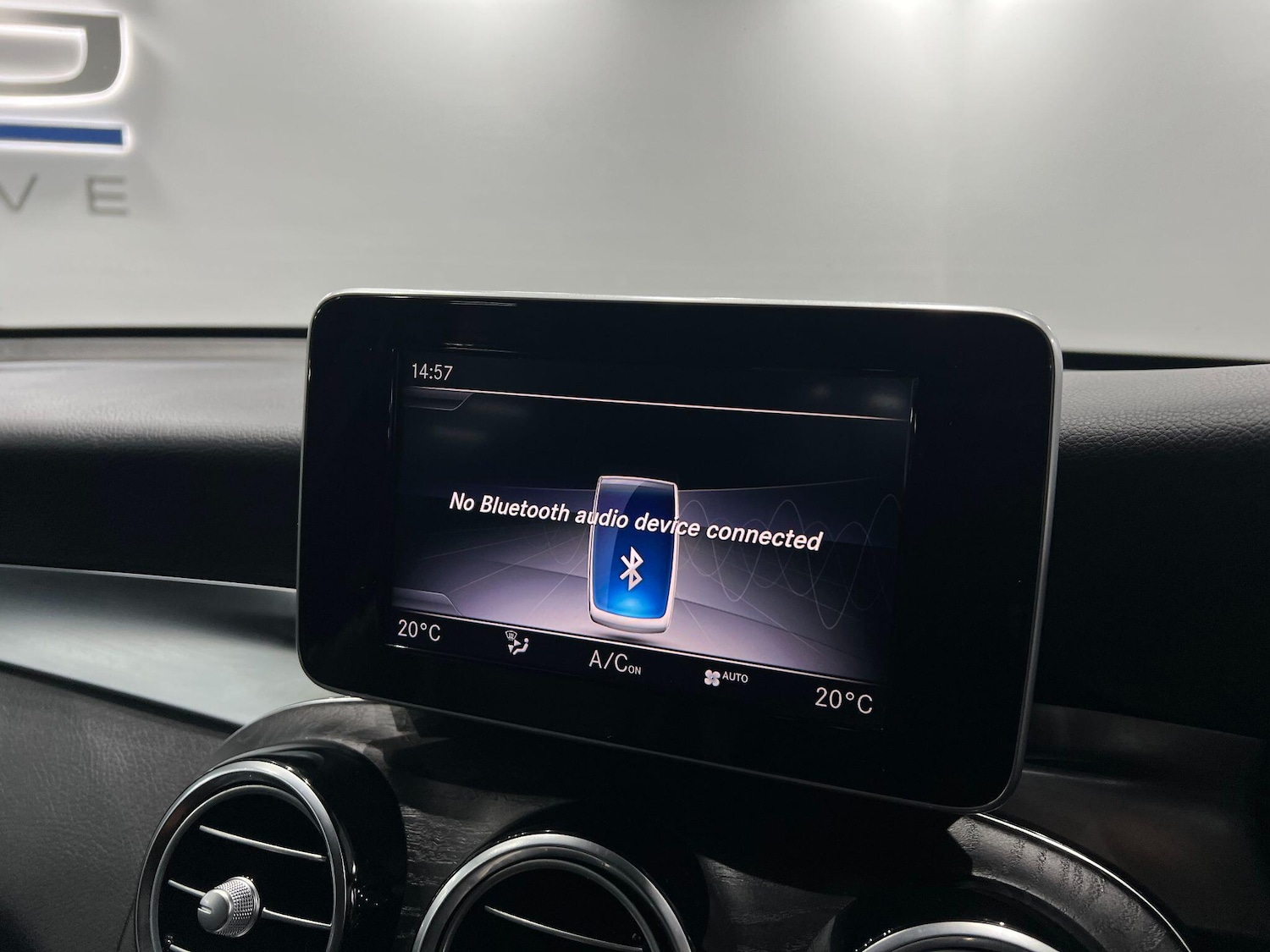 Used Mercedes-Benz GLC 2018 for sale - 76572271: Photo 43