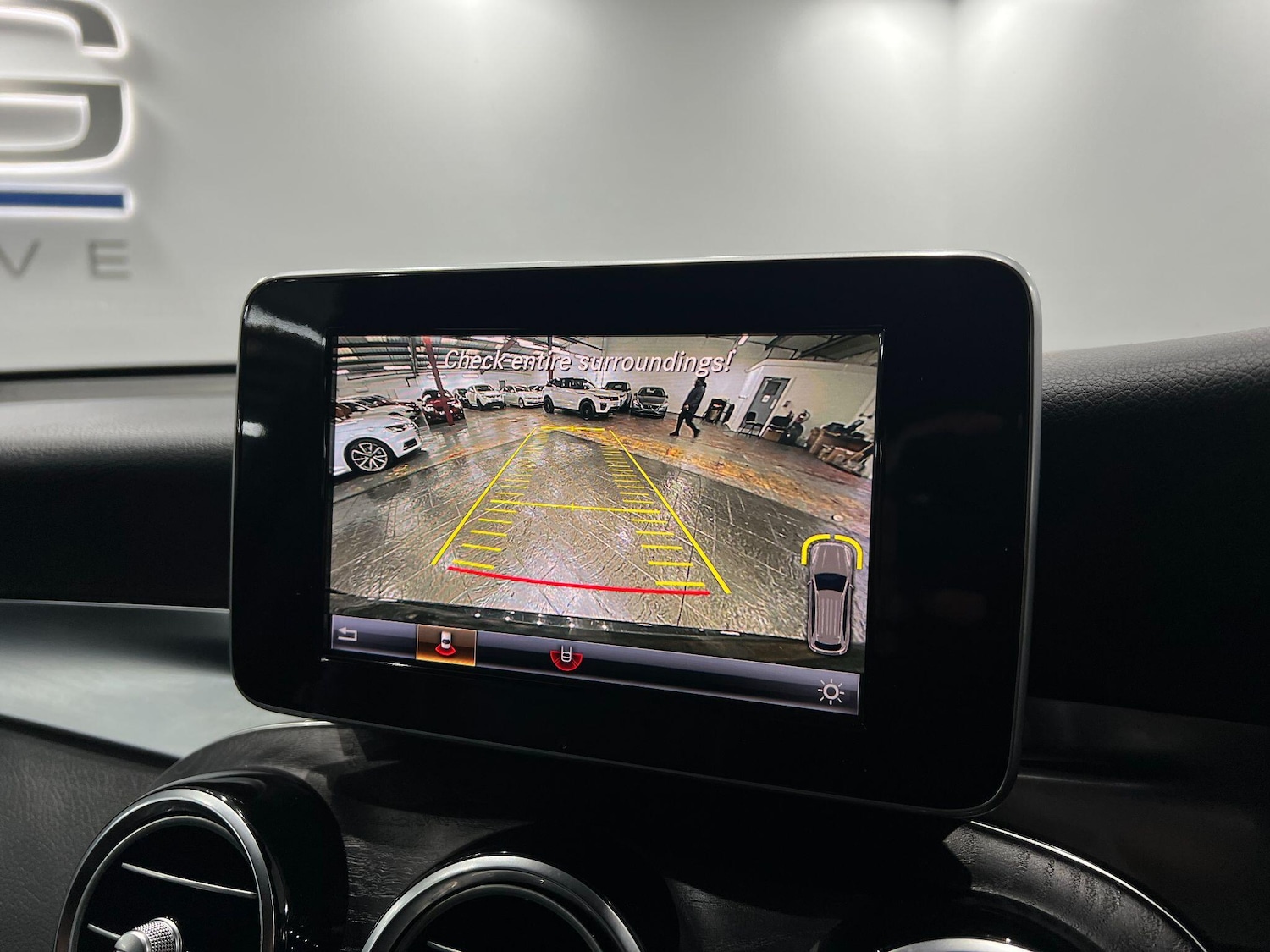 Used Mercedes-Benz GLC 2018 for sale - 76572271: Photo 47