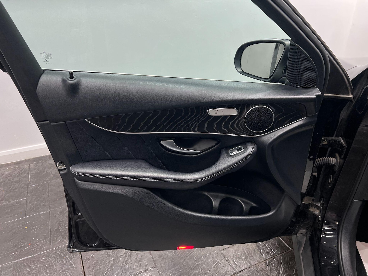 Used Mercedes-Benz GLC 2018 for sale - 76572271: Photo 58