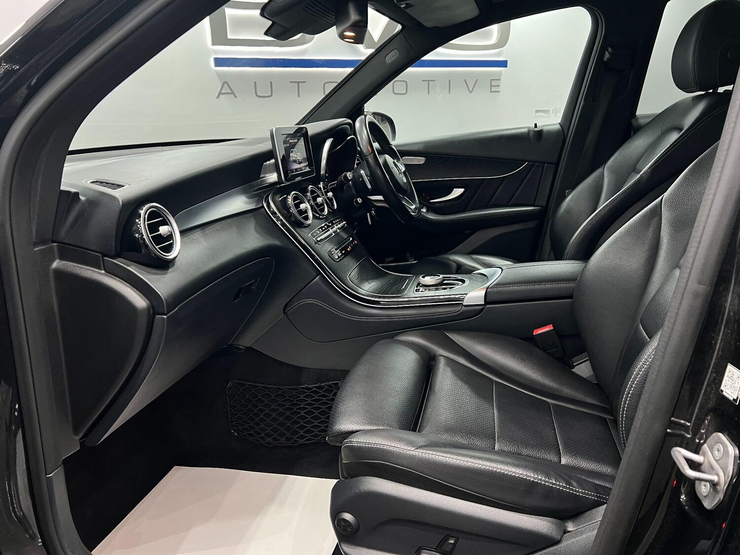 Used Mercedes-Benz GLC 2018 for sale - 76572271: Photo 60