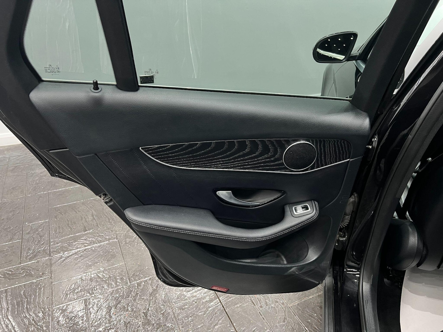 Used Mercedes-Benz GLC 2018 for sale - 76572271: Photo 63