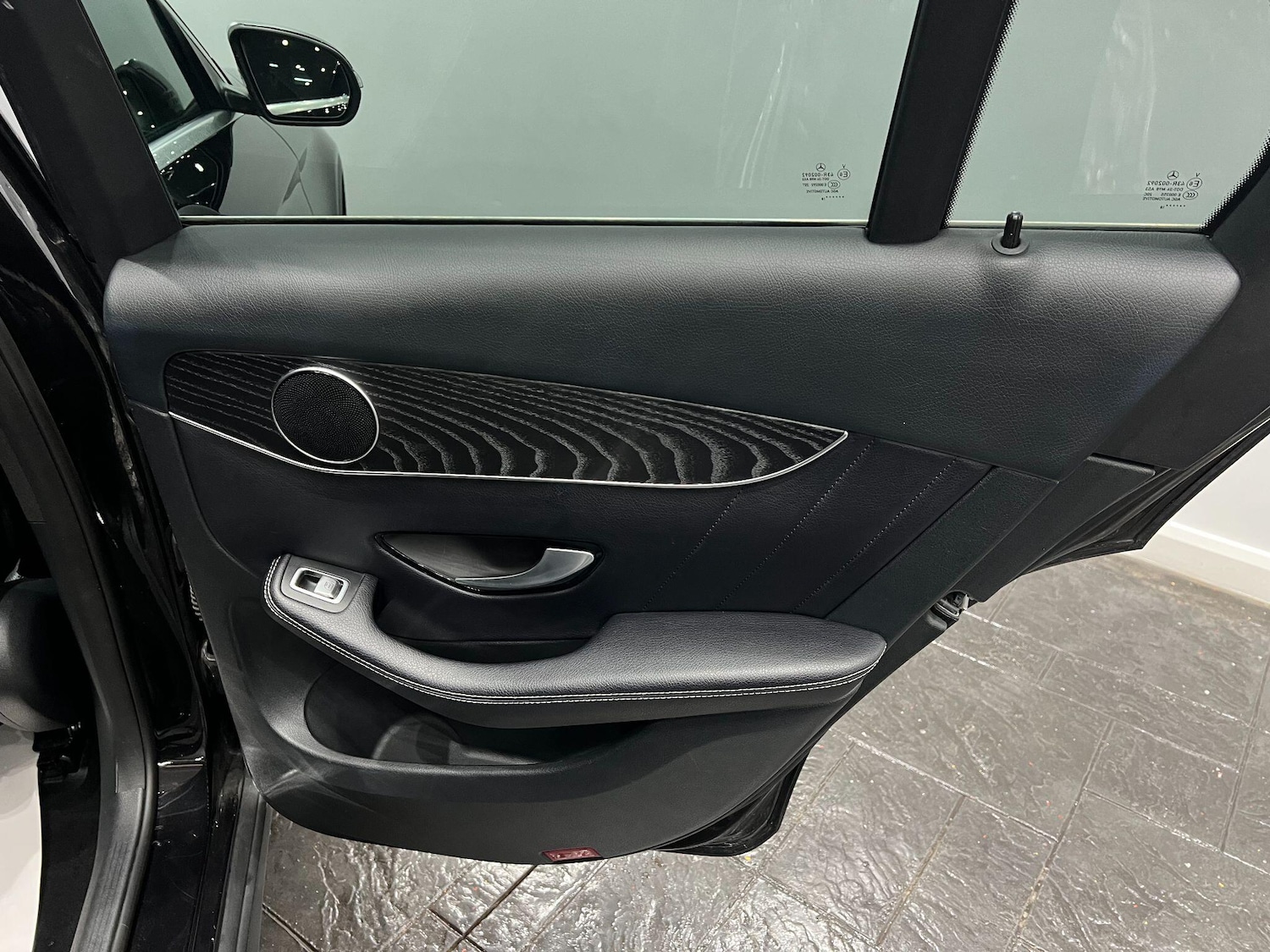 Used Mercedes-Benz GLC 2018 for sale - 76572271: Photo 66