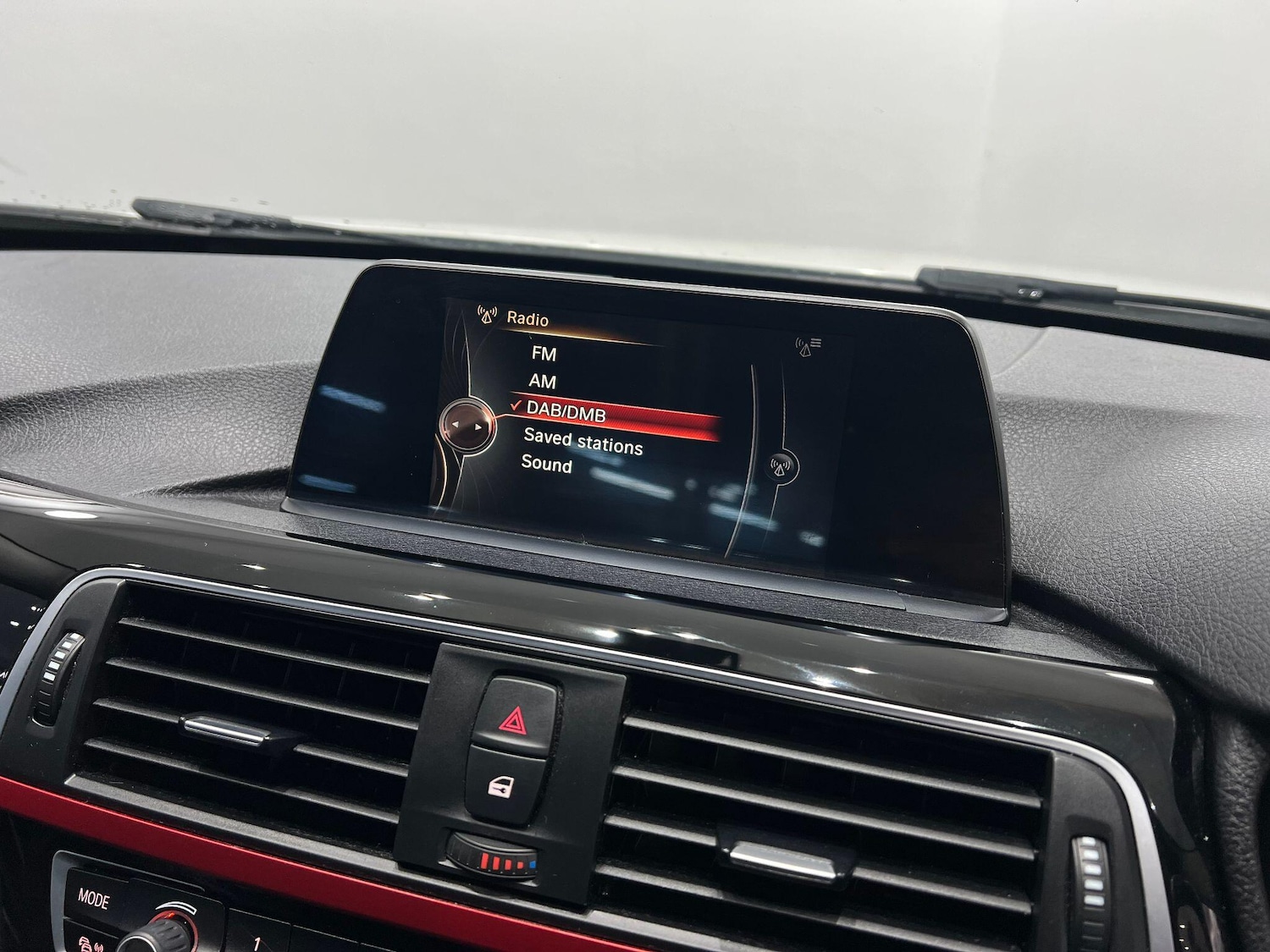 Used BMW 3 Series 2016 for sale - 76584898: Photo 42