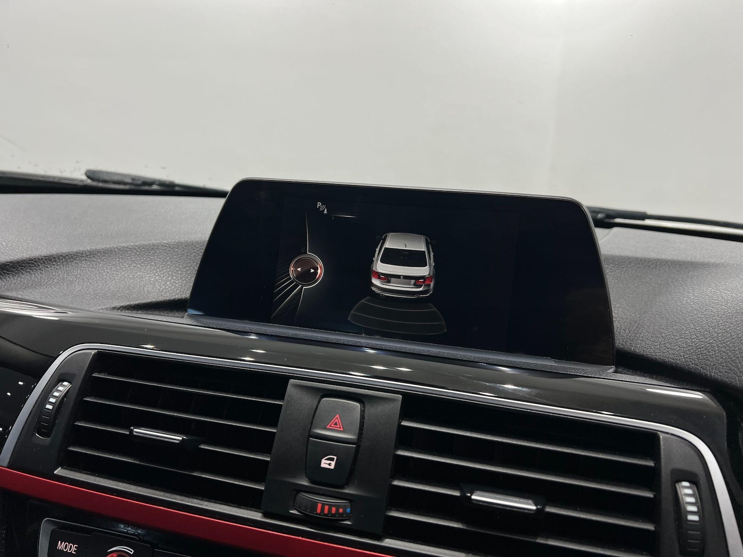 Used BMW 3 Series 2016 for sale - 76584898: Photo 44