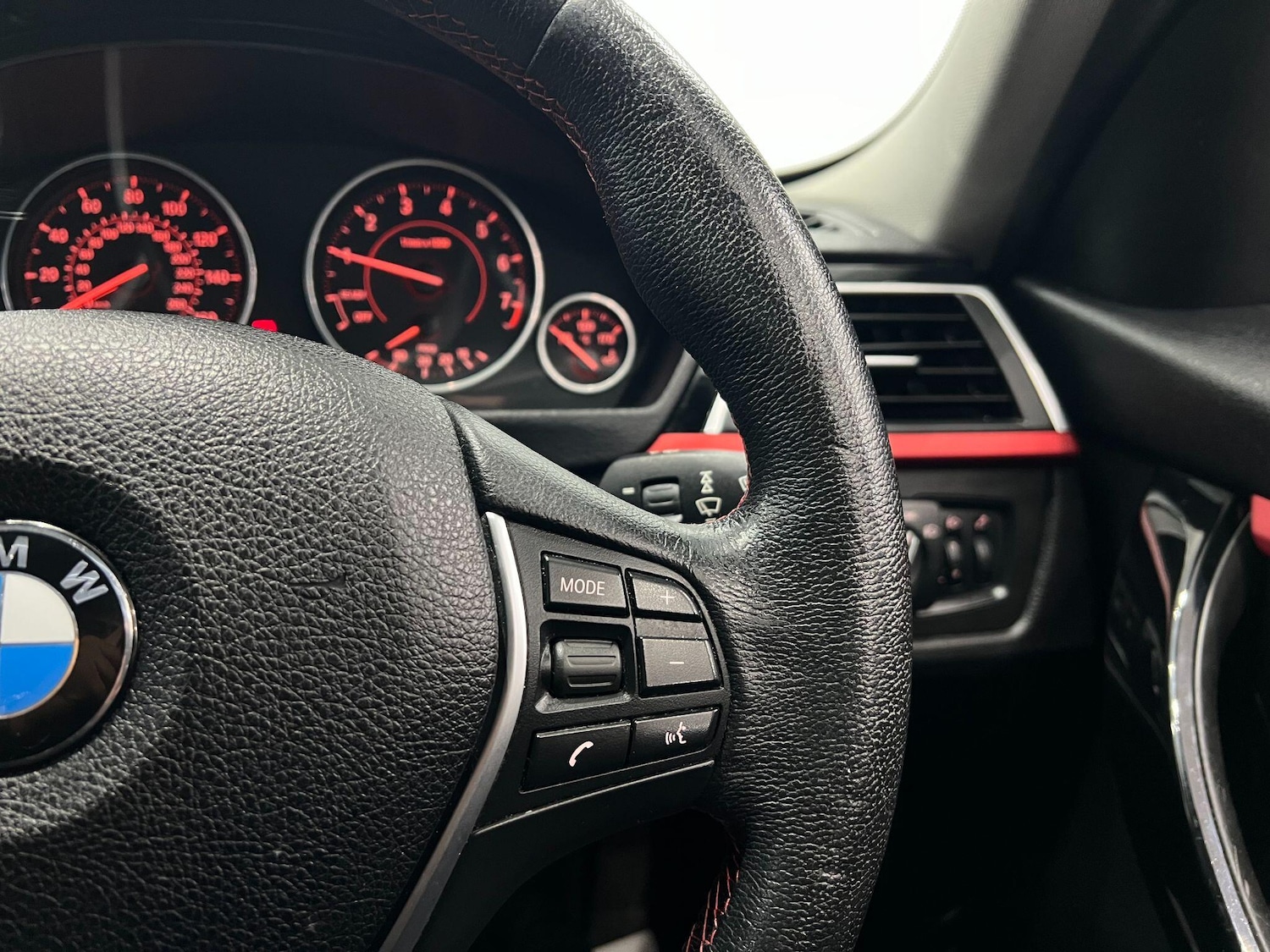 Used BMW 3 Series 2016 for sale - 76584898: Photo 49