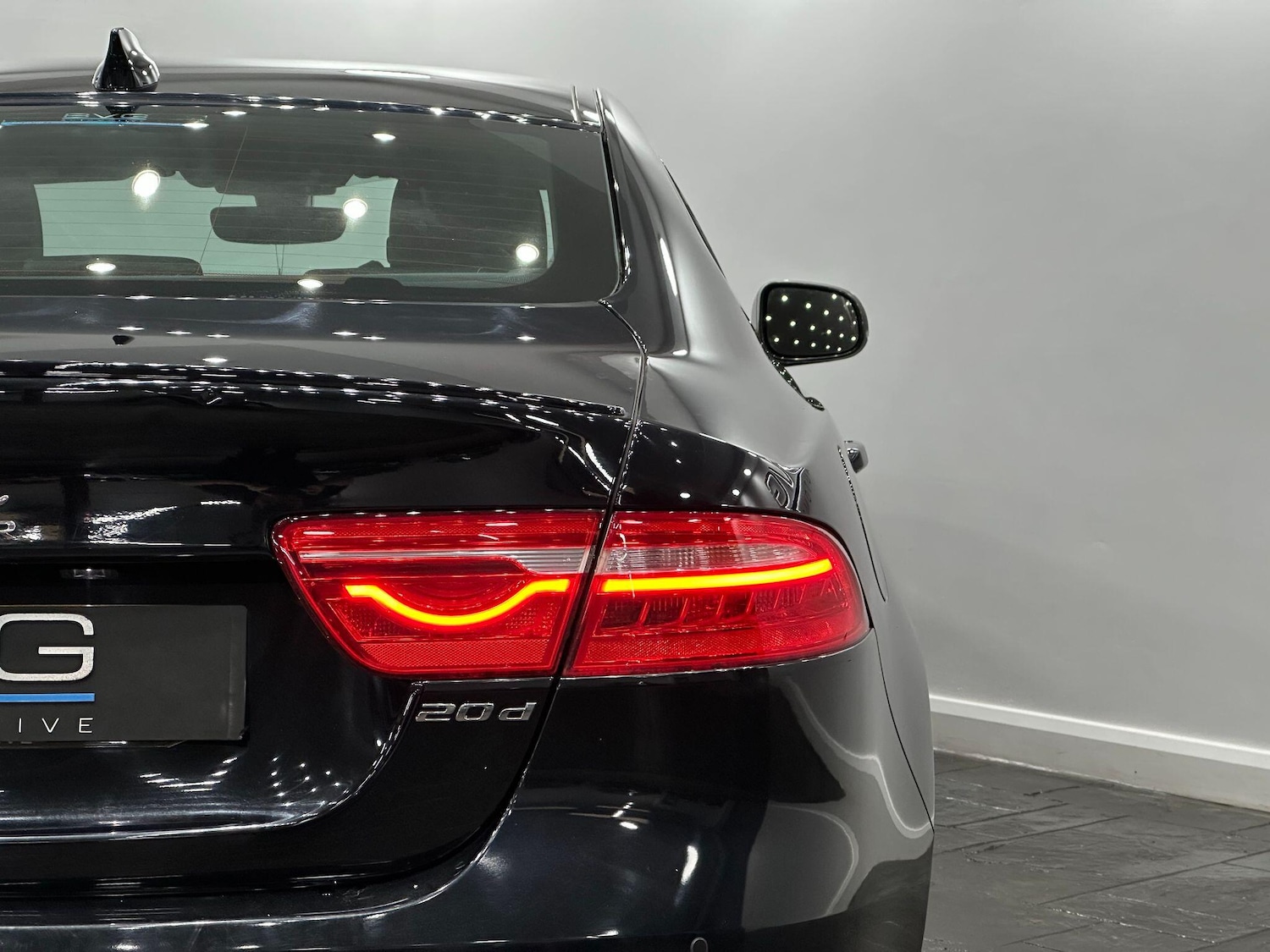 Used Jaguar XE 2018 for sale - 76122330: Photo 18