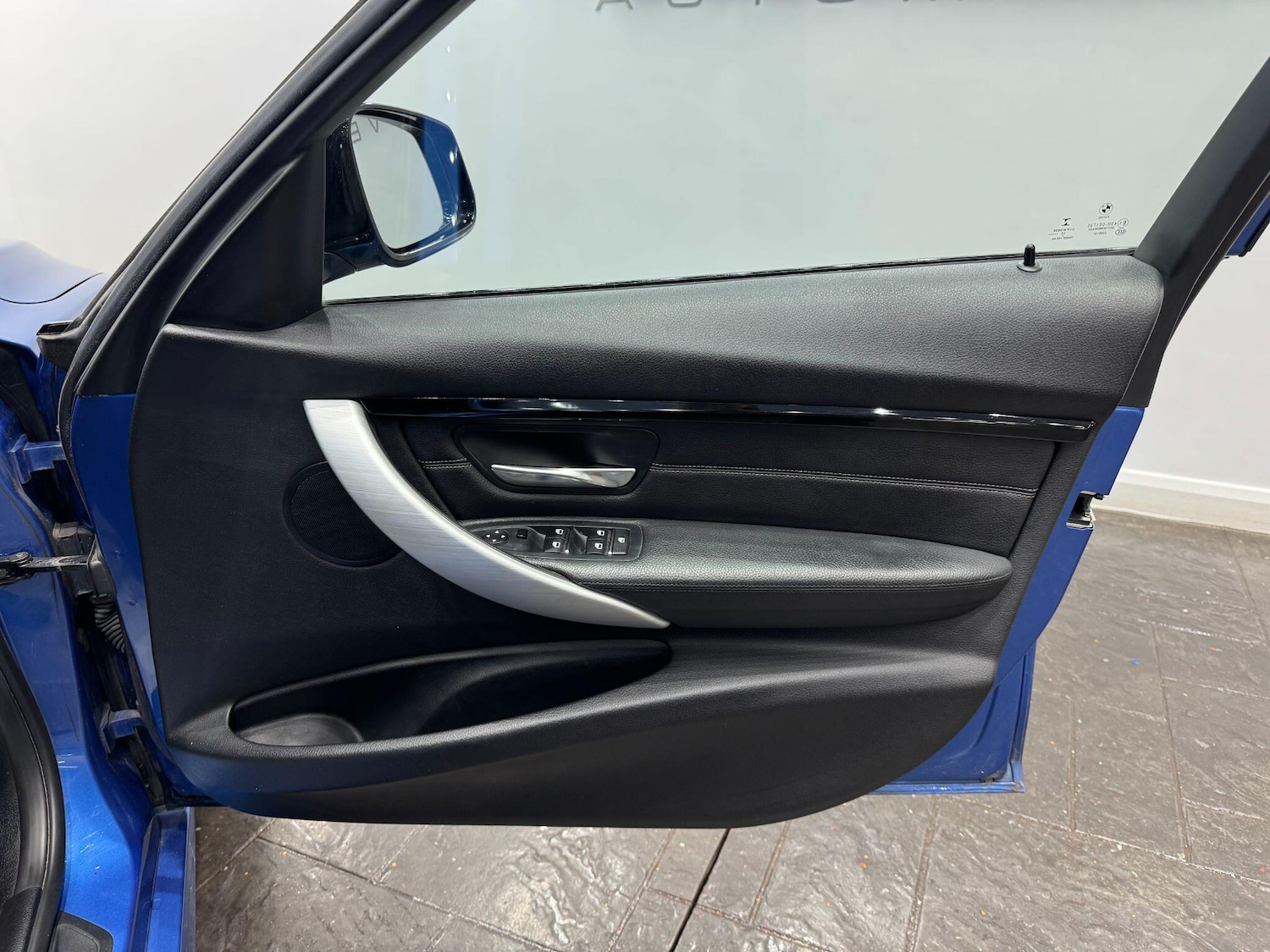 Used BMW 3 Series 2016 for sale - 77646746: Photo 26