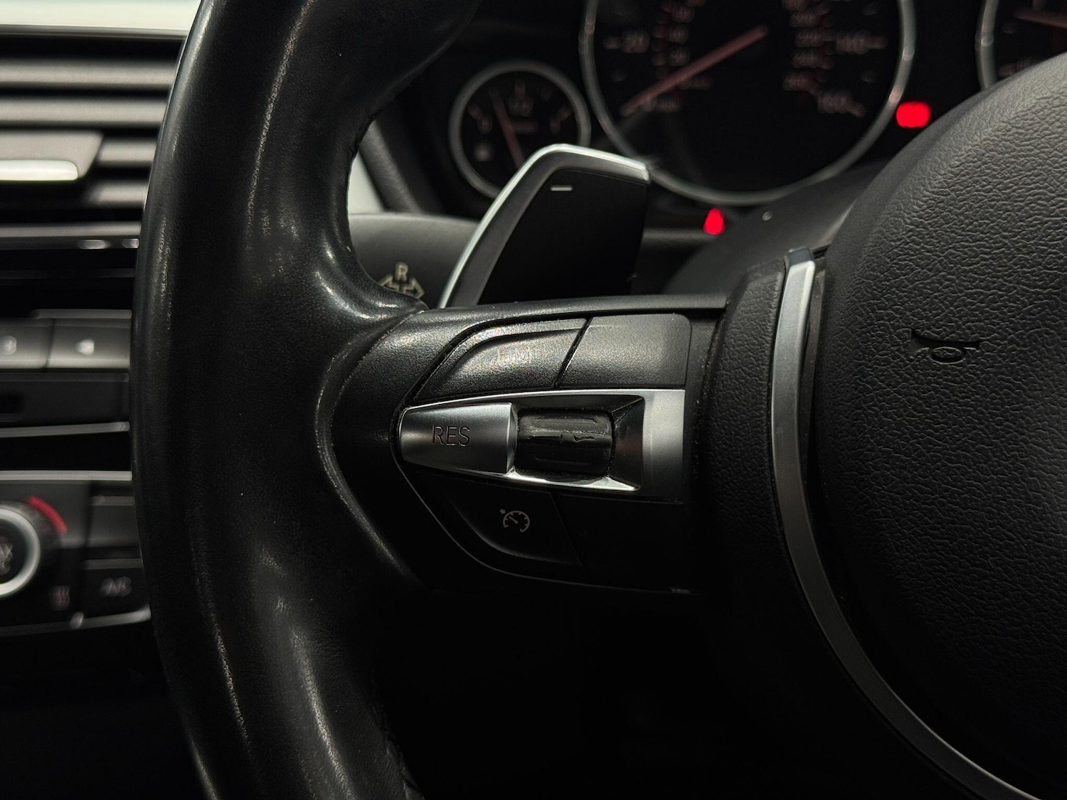 Used BMW 3 Series 2016 for sale - 77646746: Photo 42