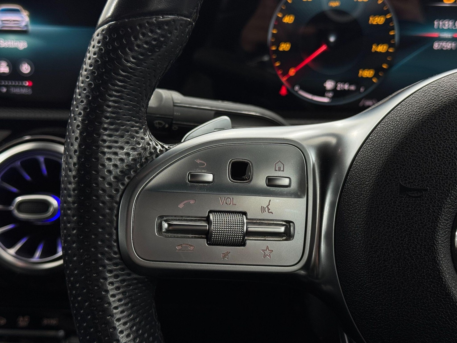 Used Mercedes-Benz CLA 2019 for sale - 77331259: Photo 51