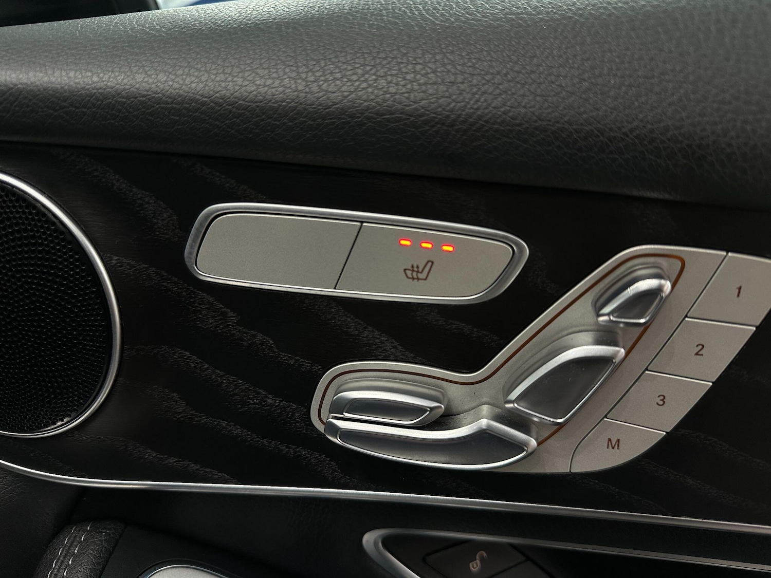 Used Mercedes-Benz GLC 2016 for sale - 76666754: Photo 28