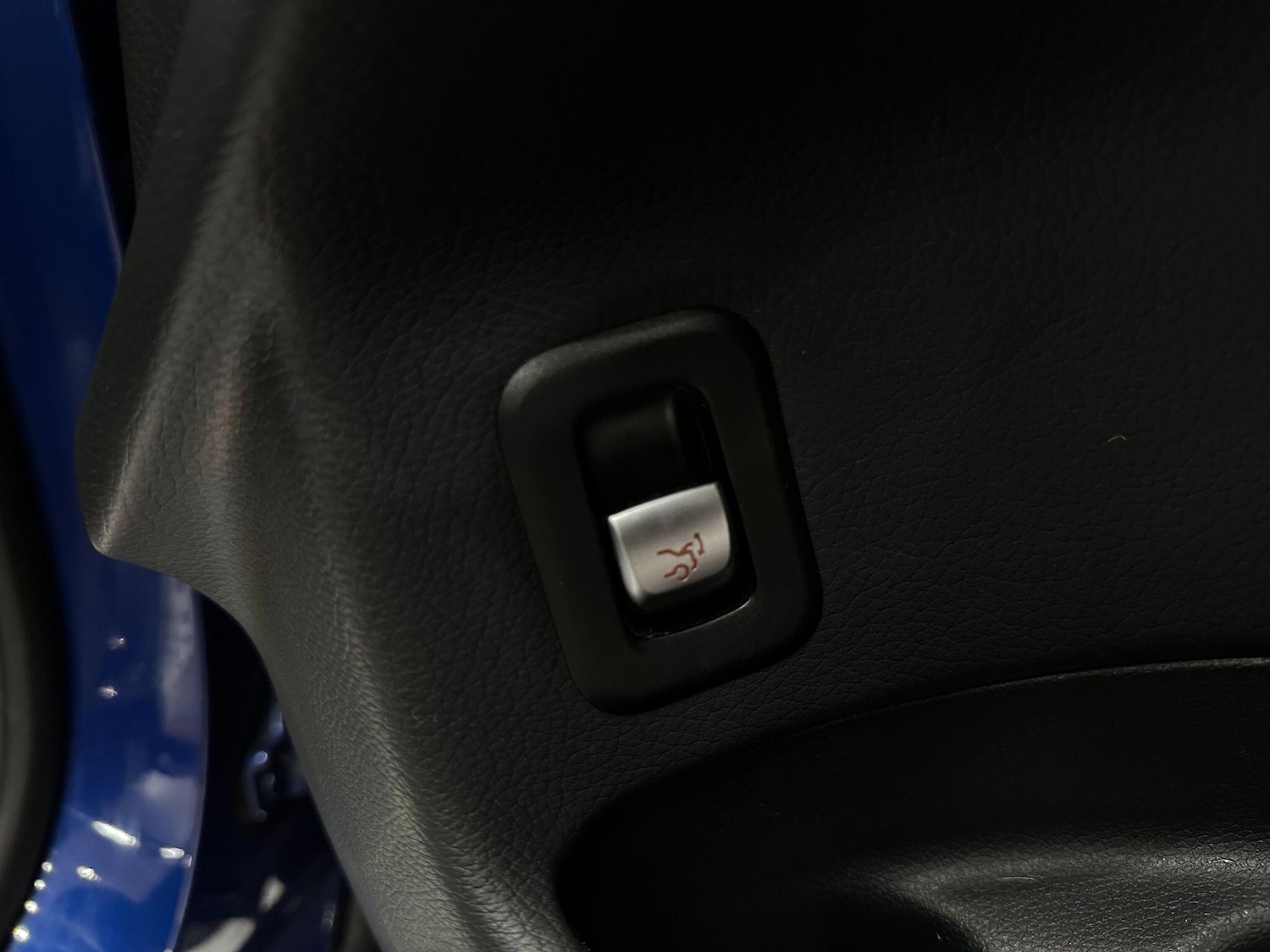 Used Mercedes-Benz GLC 2016 for sale - 76666754: Photo 30