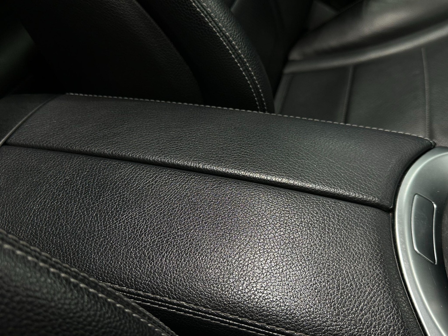 Used Mercedes-Benz GLC 2016 for sale - 76666754: Photo 42