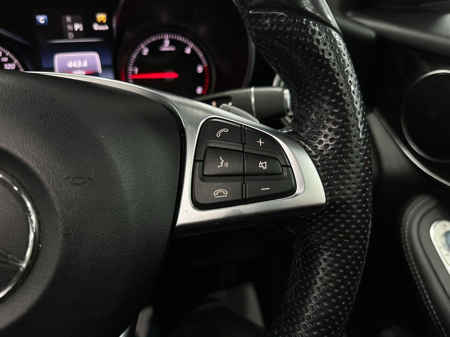 Used Mercedes-Benz GLC 2016 for sale - 76666754: Photo 46