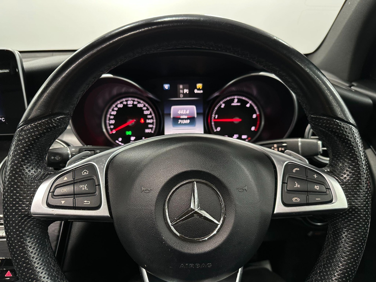 Used Mercedes-Benz GLC 2016 for sale - 76666754: Photo 47