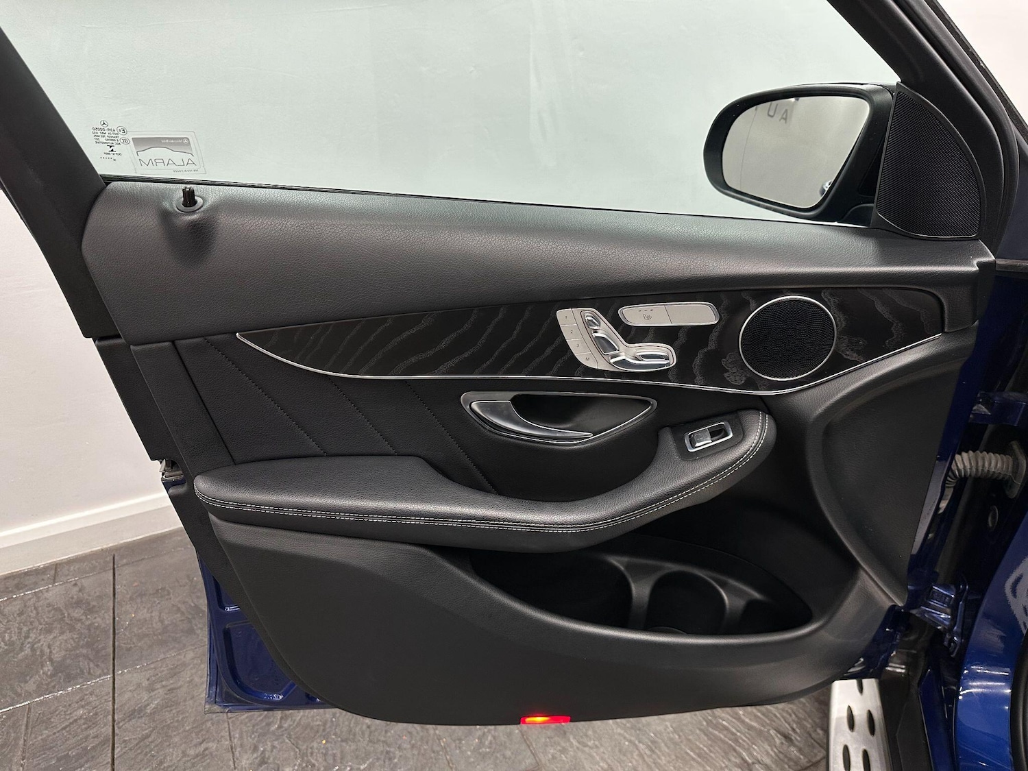 Used Mercedes-Benz GLC 2016 for sale - 76666754: Photo 50